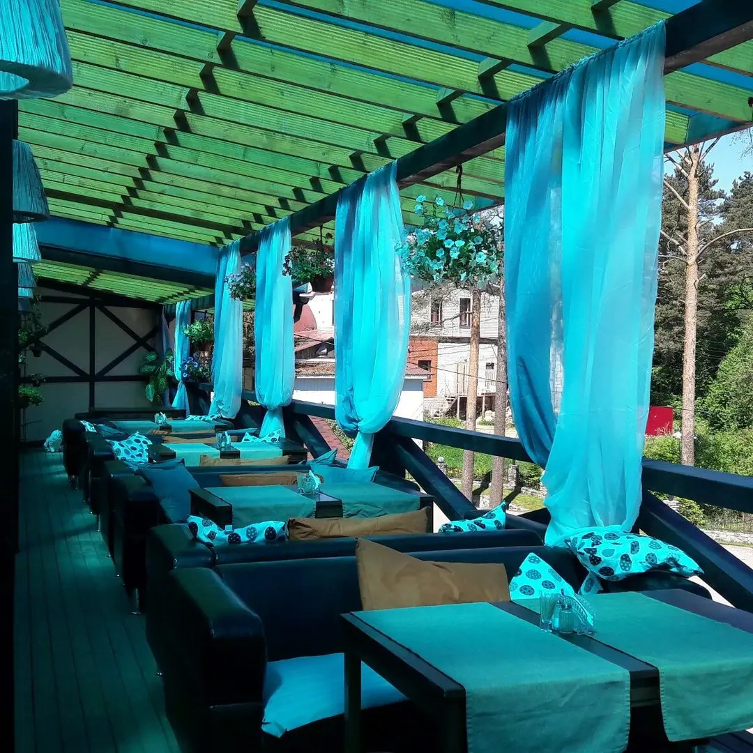 Отель Рауту