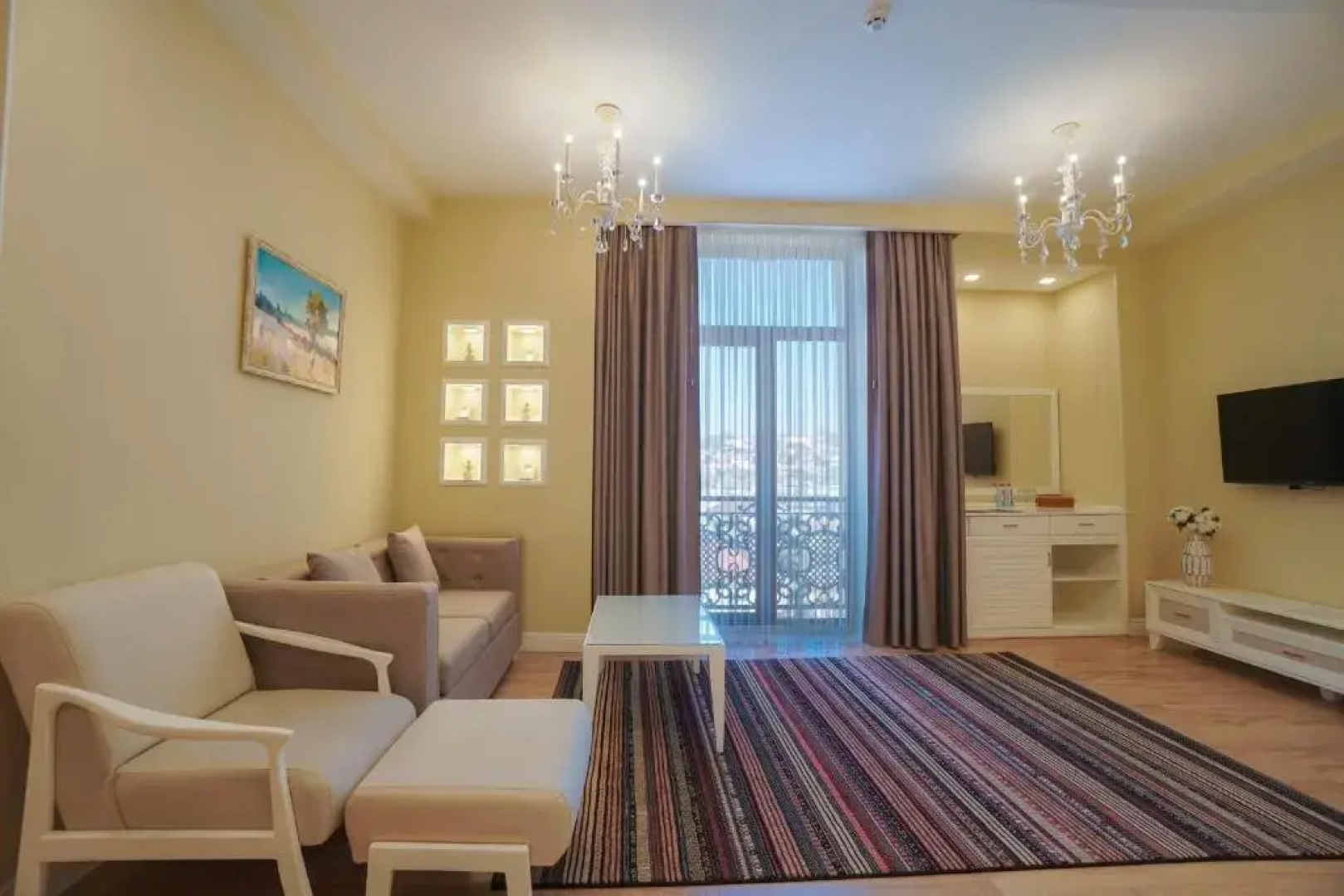 Отель ILK INN