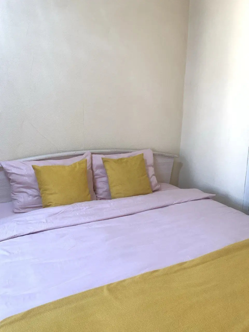 Квартира Двухкомнатная возле ЖД и ФСК