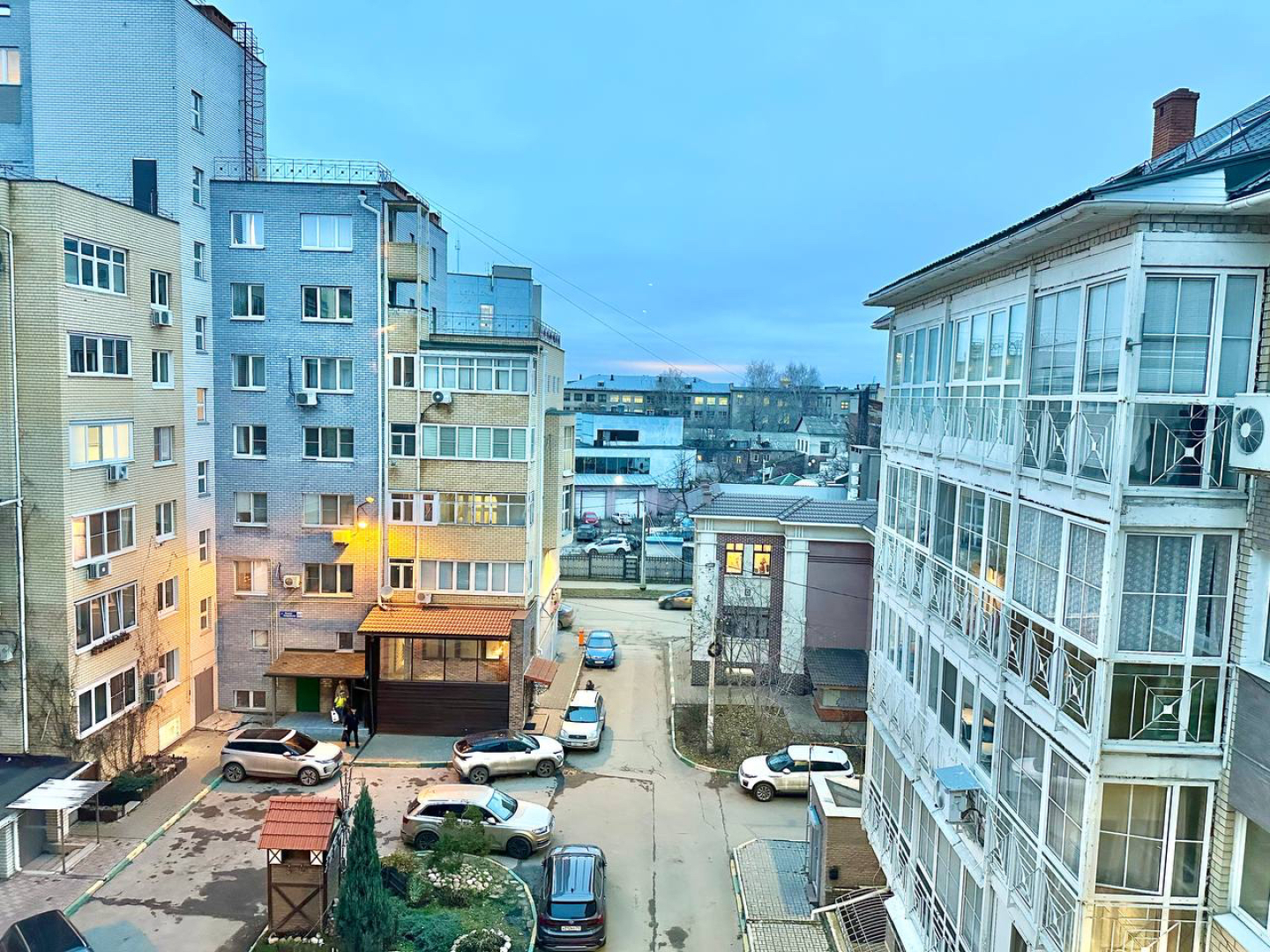 Апартаменты ДзенХоум Рассвет 74