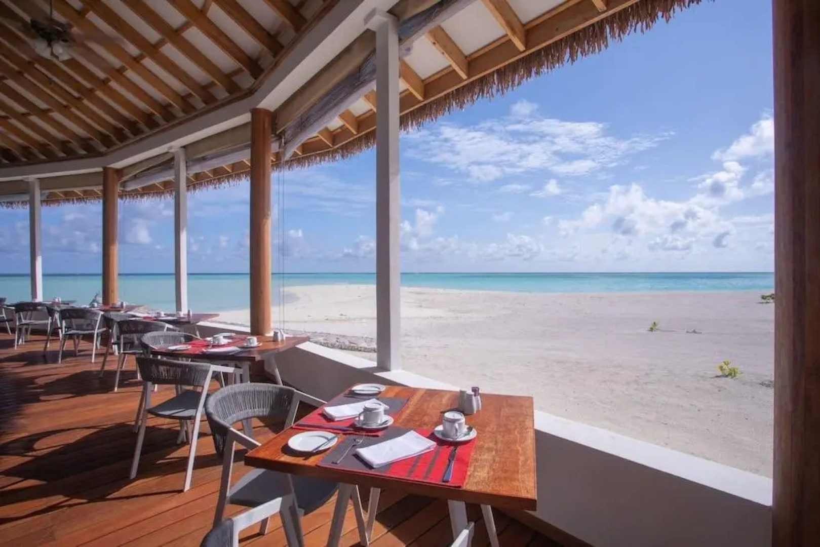 Отель Cinnamon Velifushi Maldives