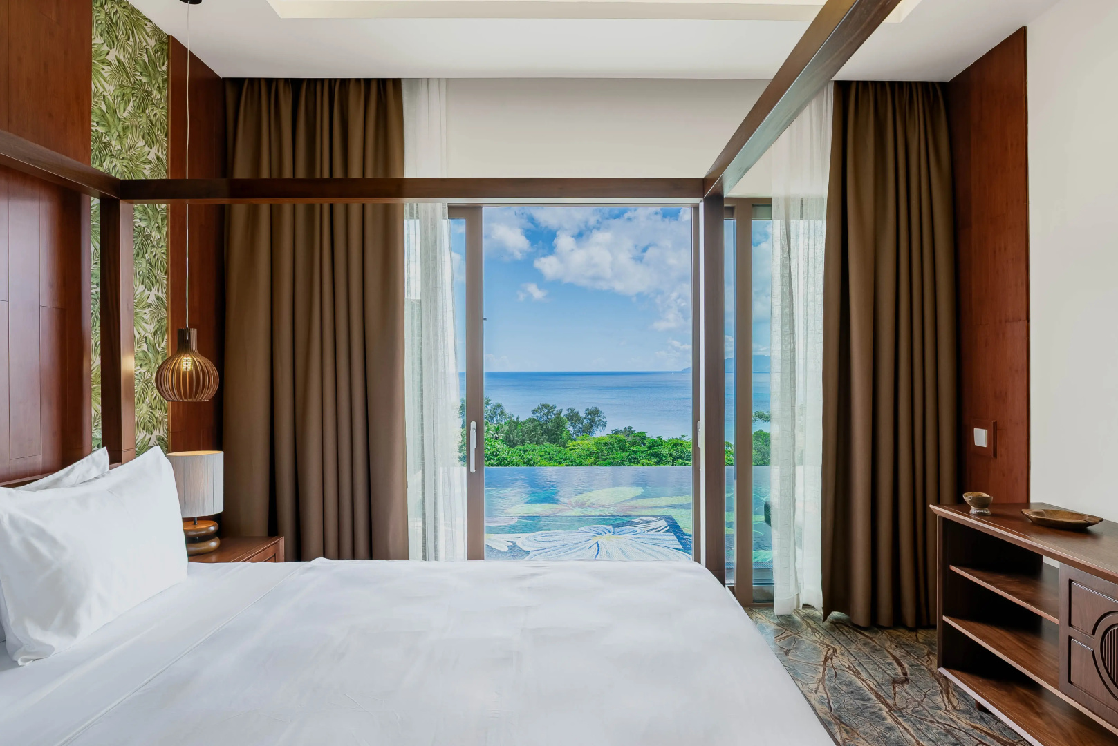 Курортный отель Gardens Hill Resort & Spa
