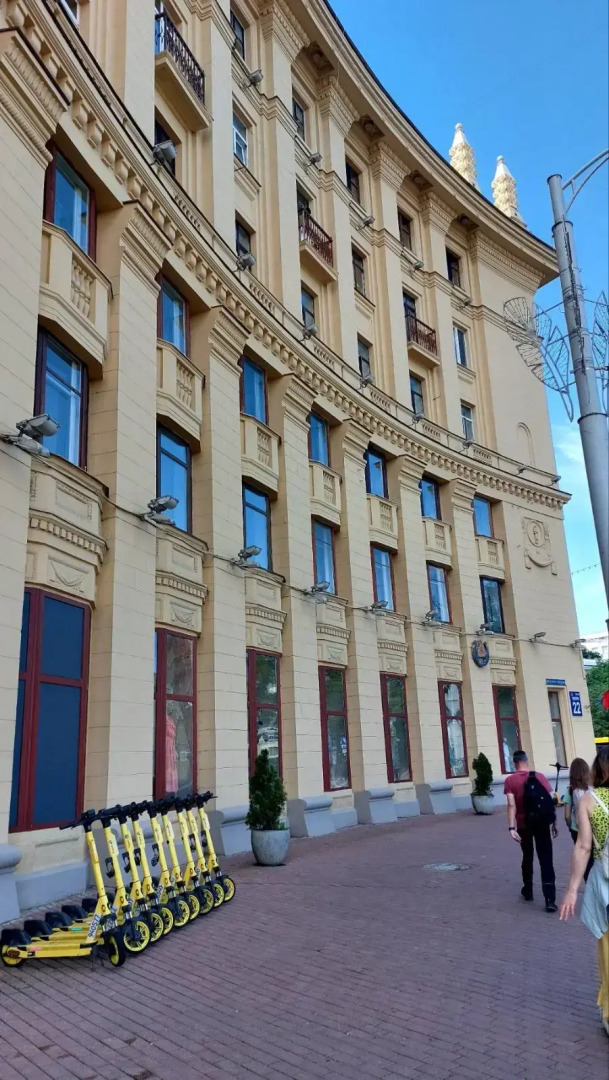 Апартаменты в центре 4-х комнатные на Свердлова 22 рядом с вокзалом