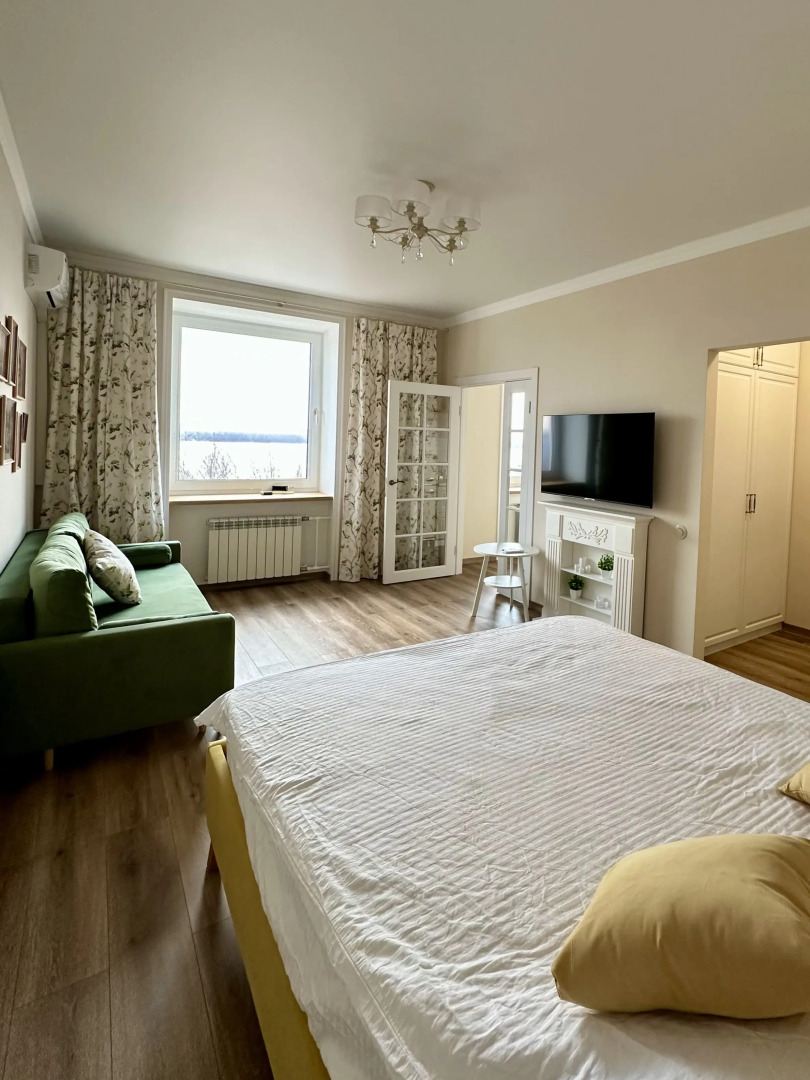 Квартира с Видом на Волгу