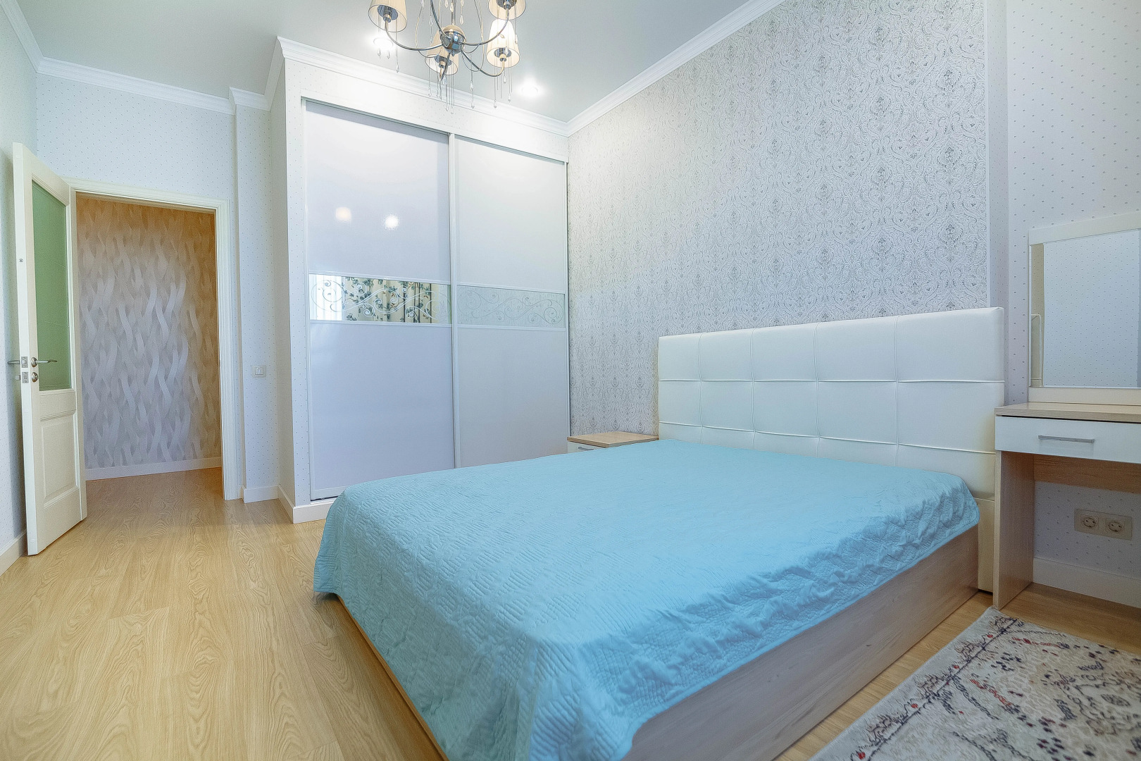 Апартаменты полноценные 2 комнатные возле Трц Хан Шатыр