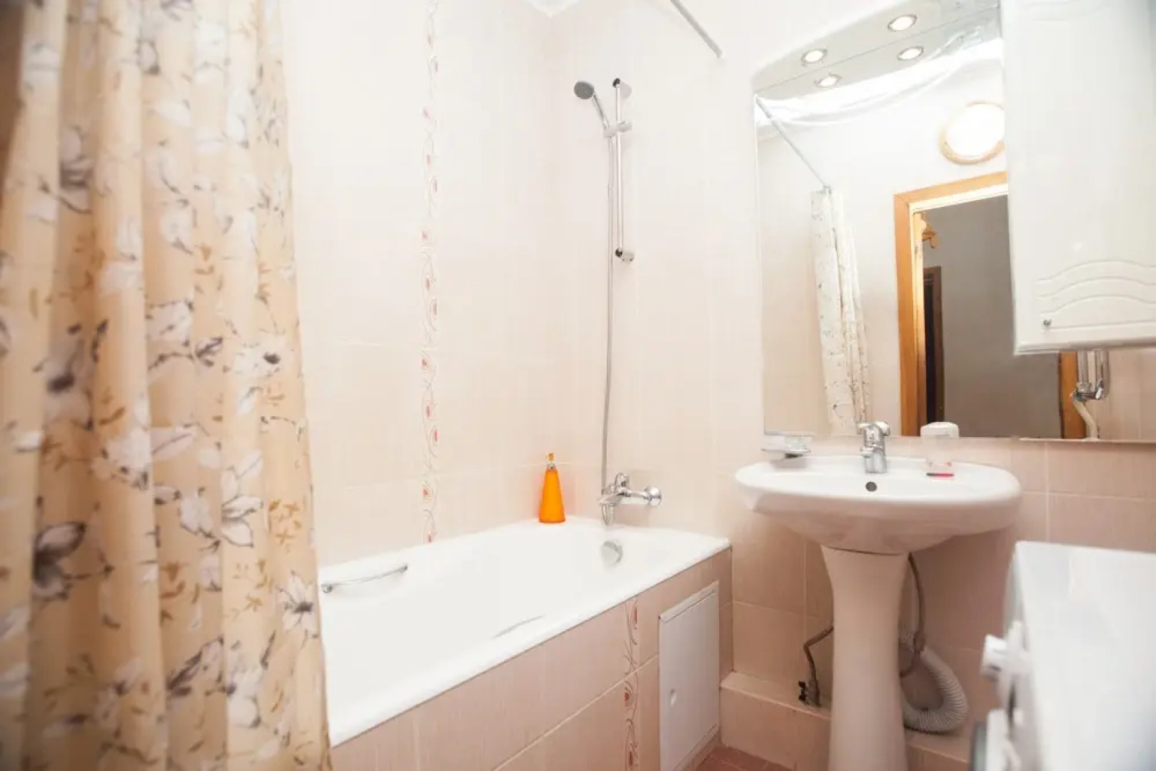 Апартаменты Кварт-Отель, Украинский б-р, 5