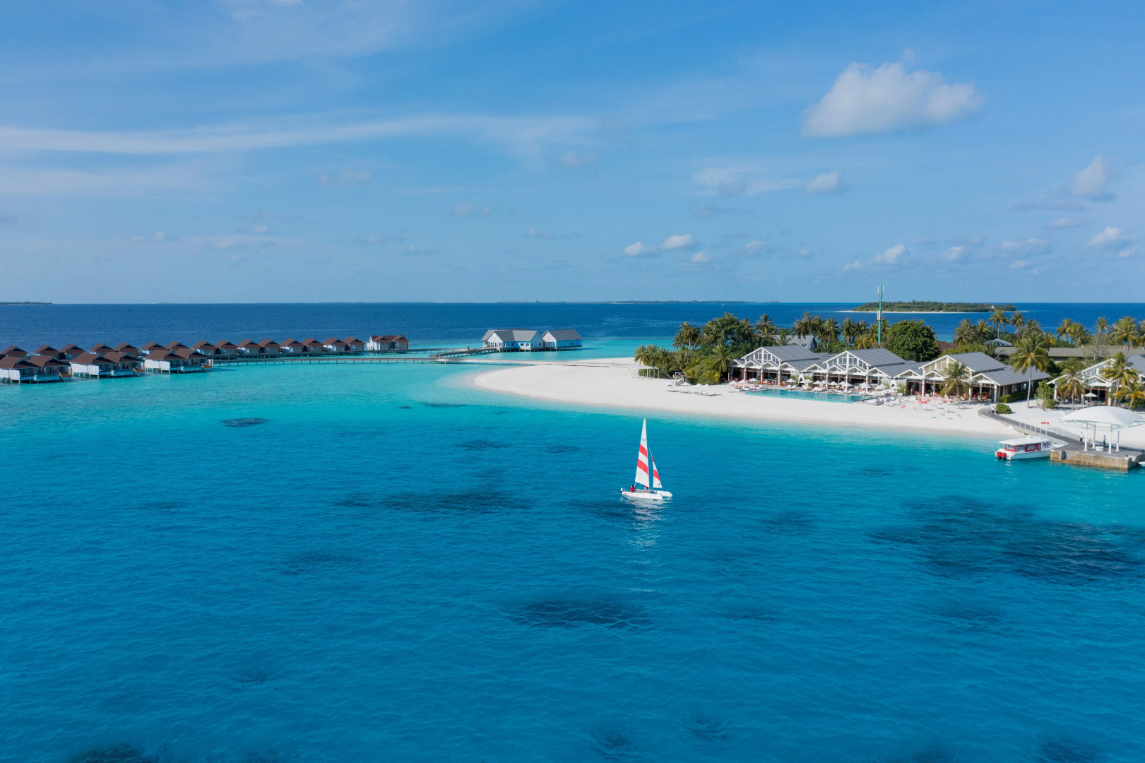 Resort The Standard Huruvalhi Maldives