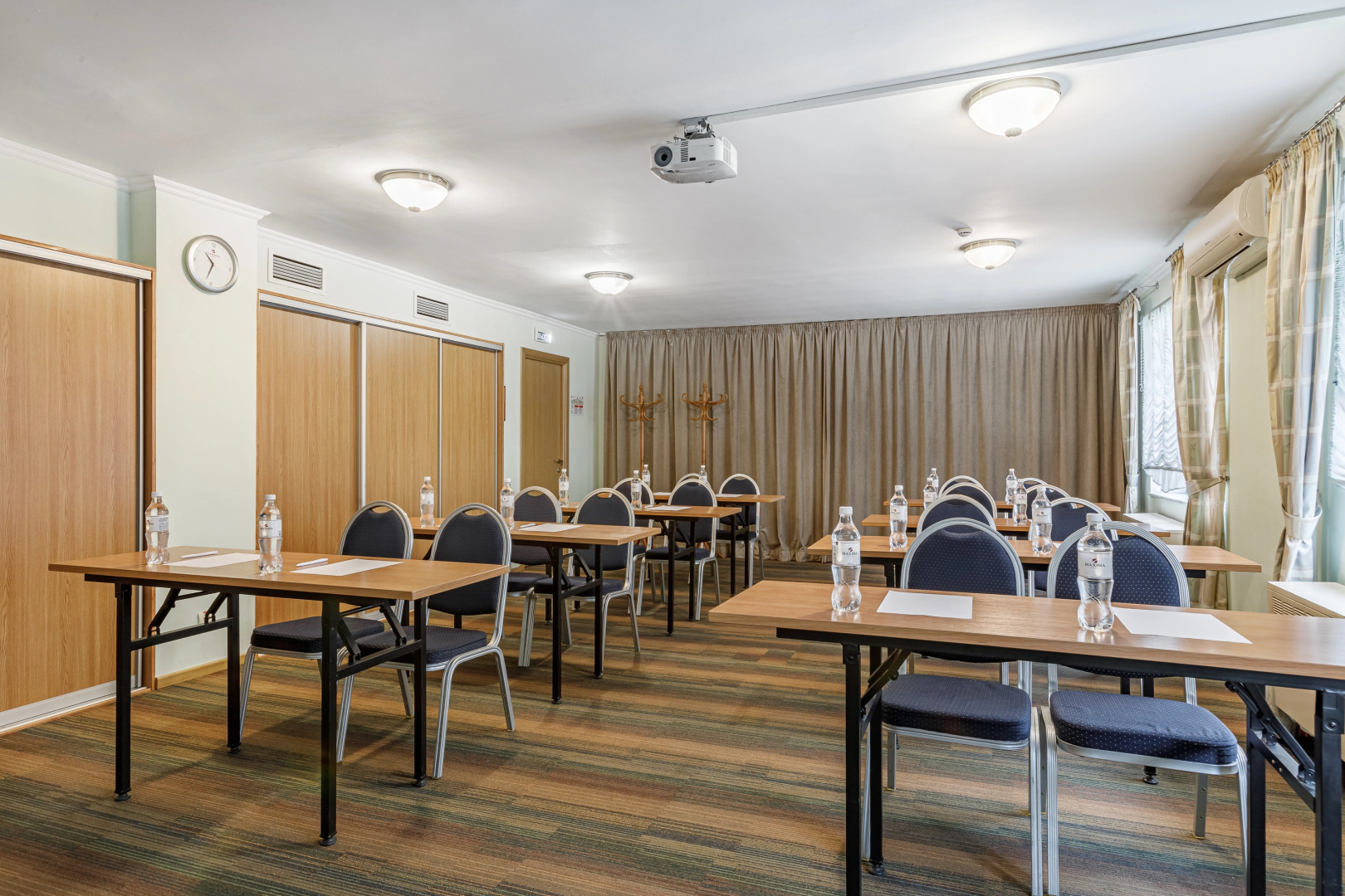 Отель Максима Славия