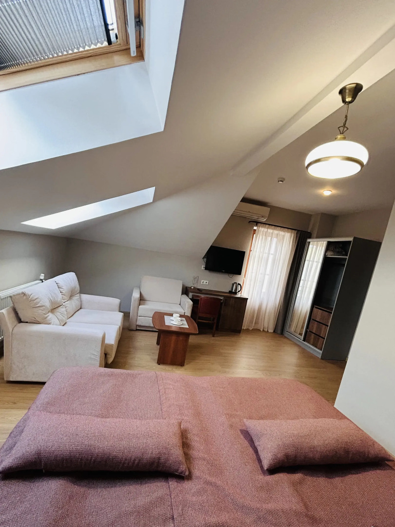 Отель Визави