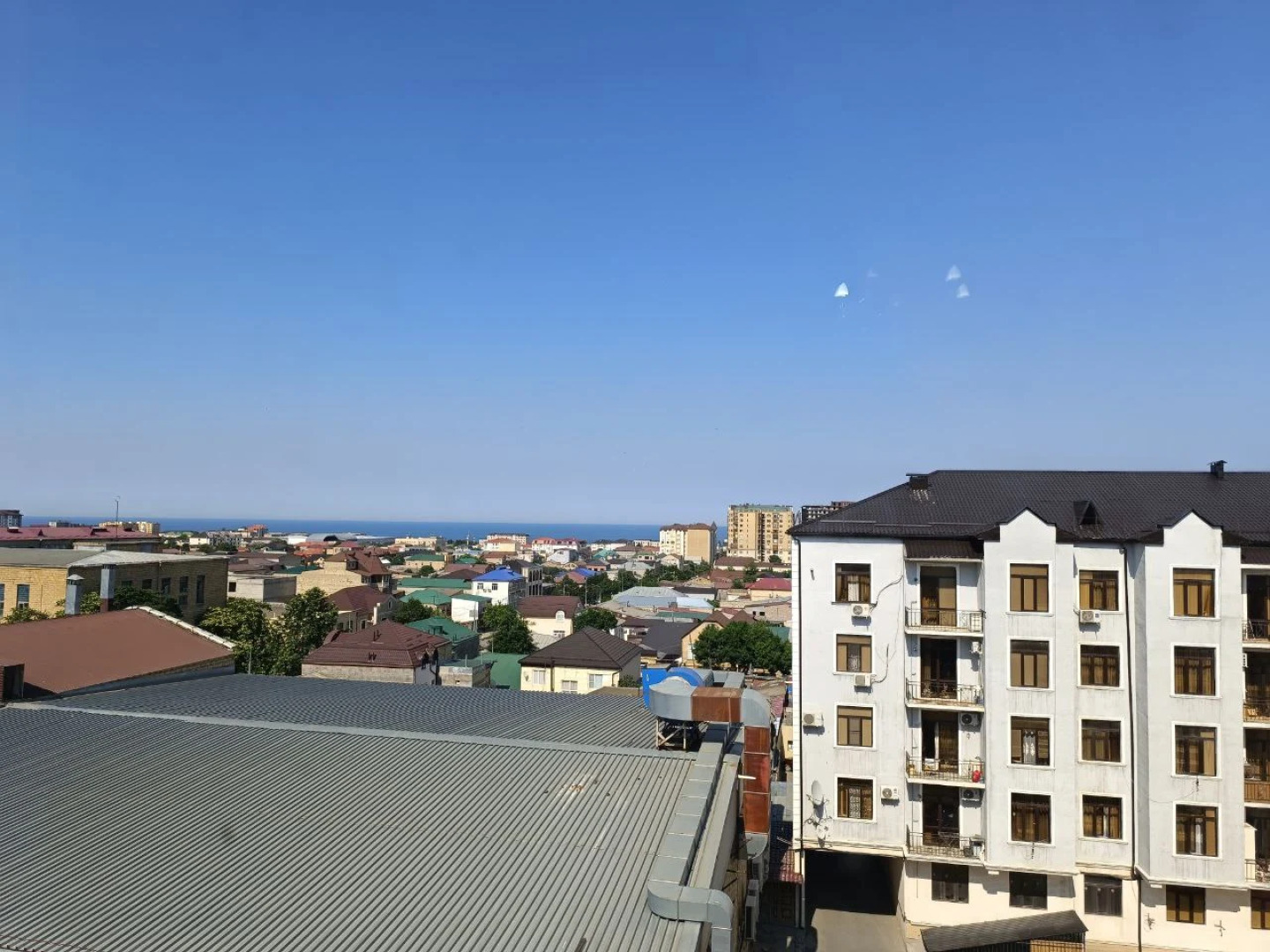 Апартаменты с видом на Каспий