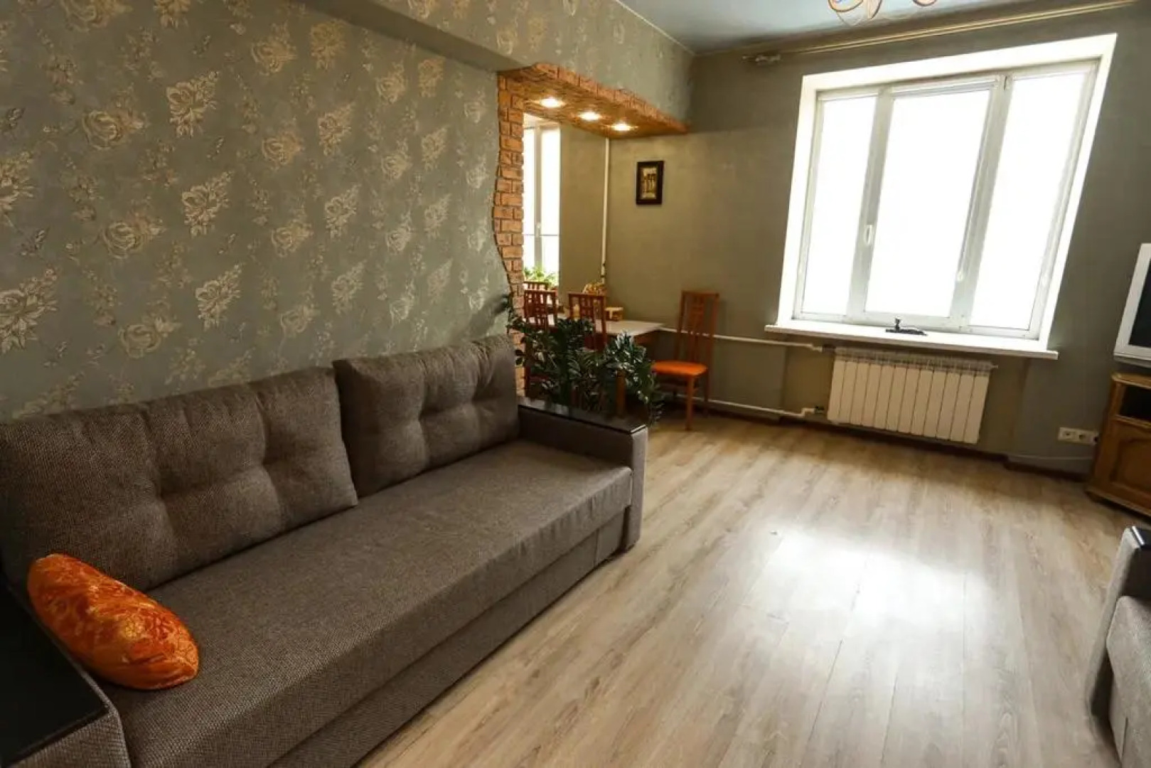 Апартаменты Двухкомнатная Квартира с Прекрасным Видом в Центре Города