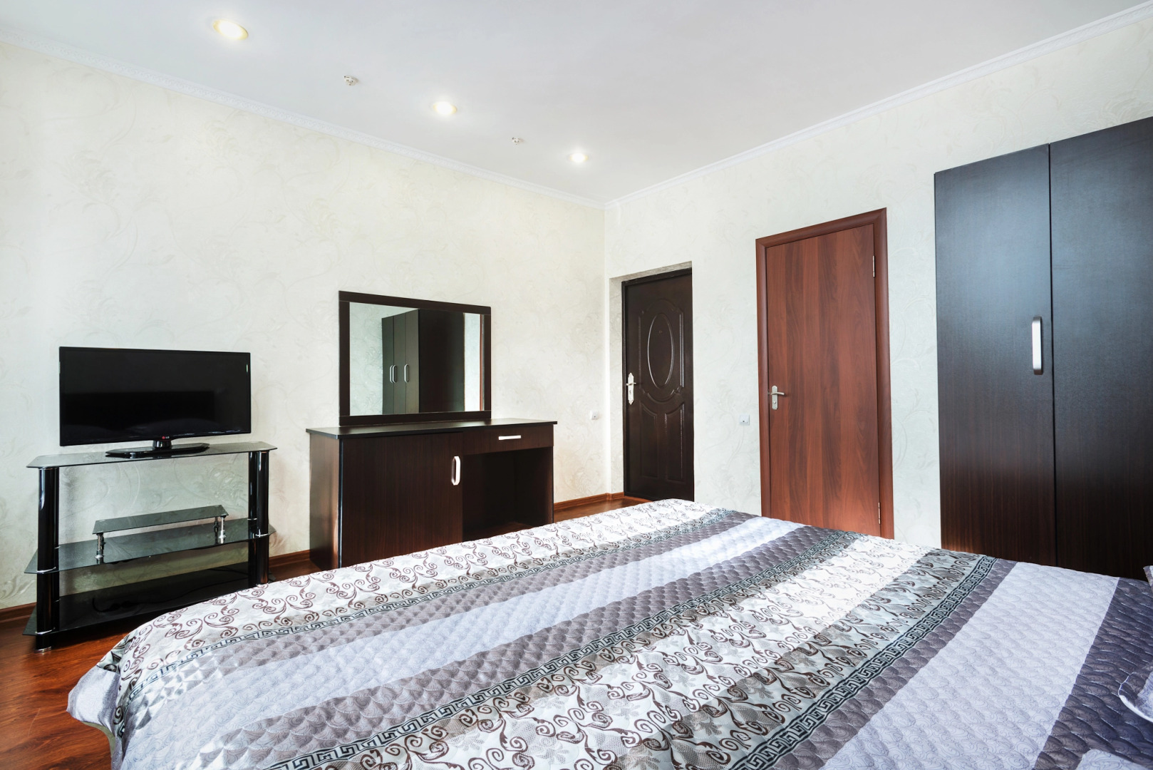 Городской отель Казахфильм