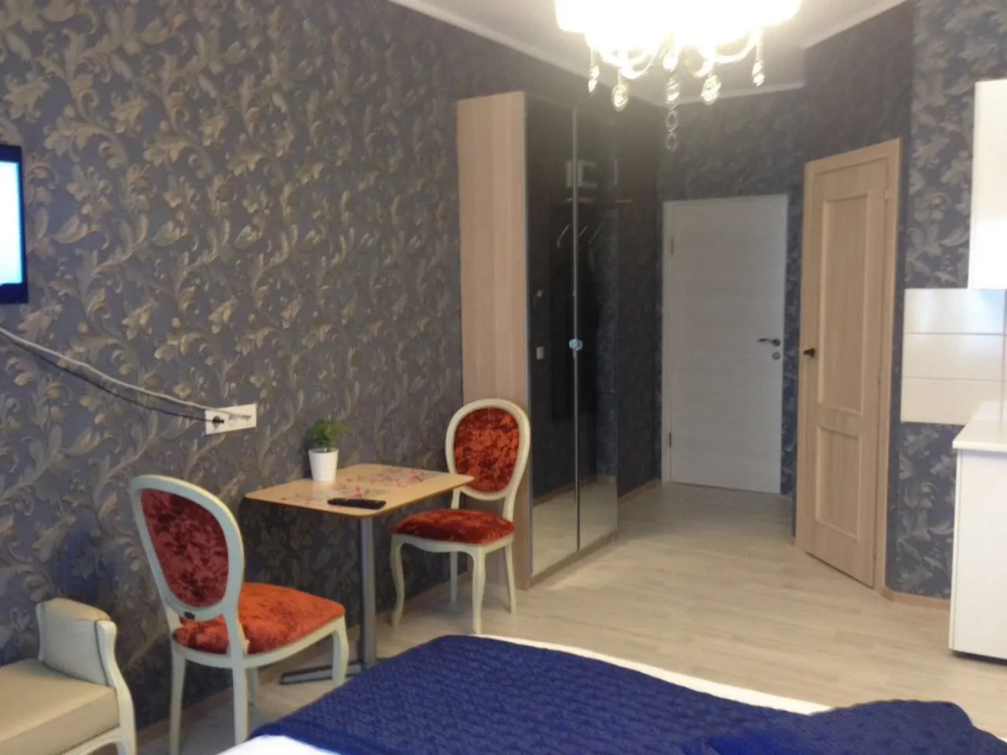 Отель Crocus Star