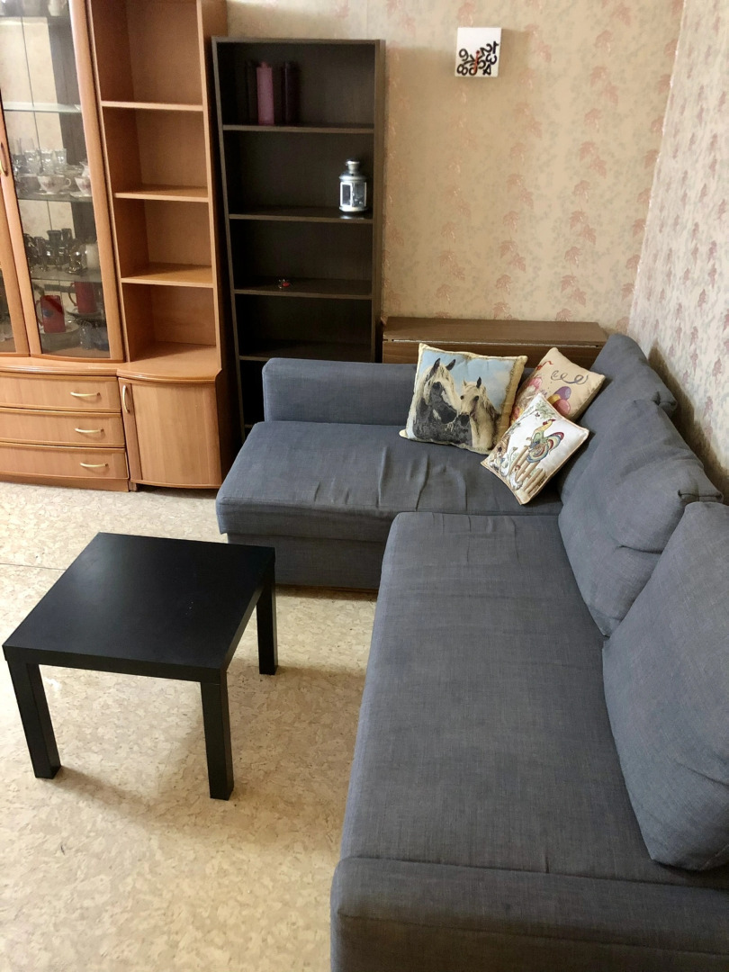 Квартира на проспекте Менделеева 12