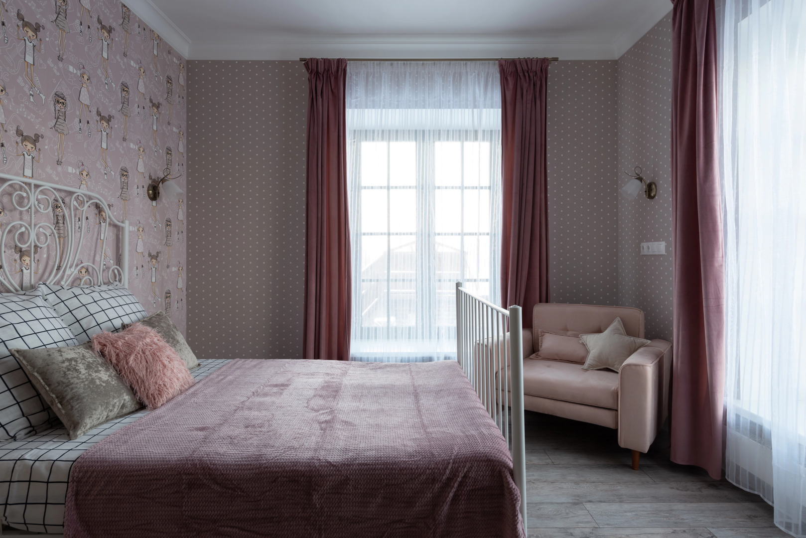 Частный дом Особняк возле Набережной и Моста Влюбленных