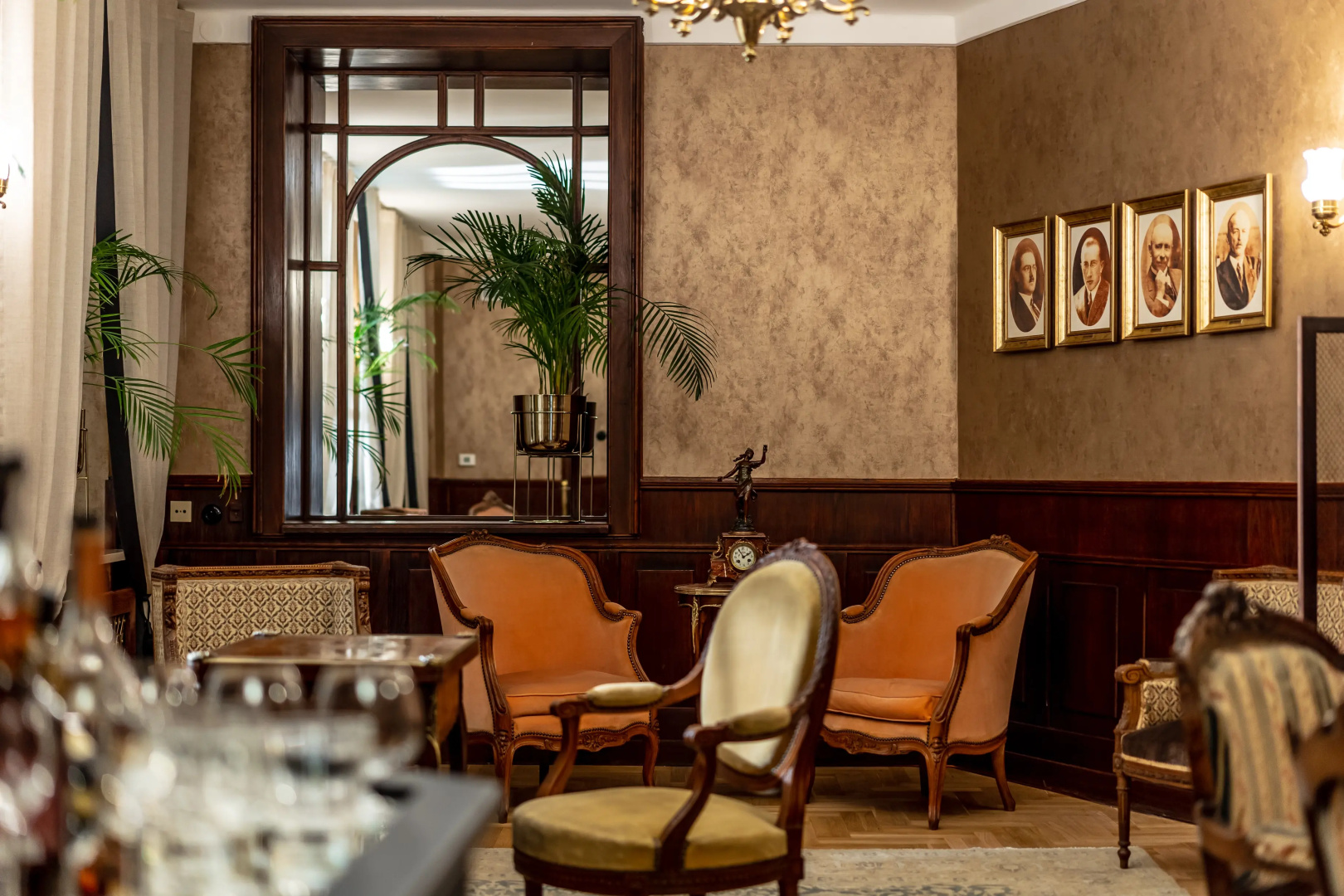 Отель H15 Francuski Hotel