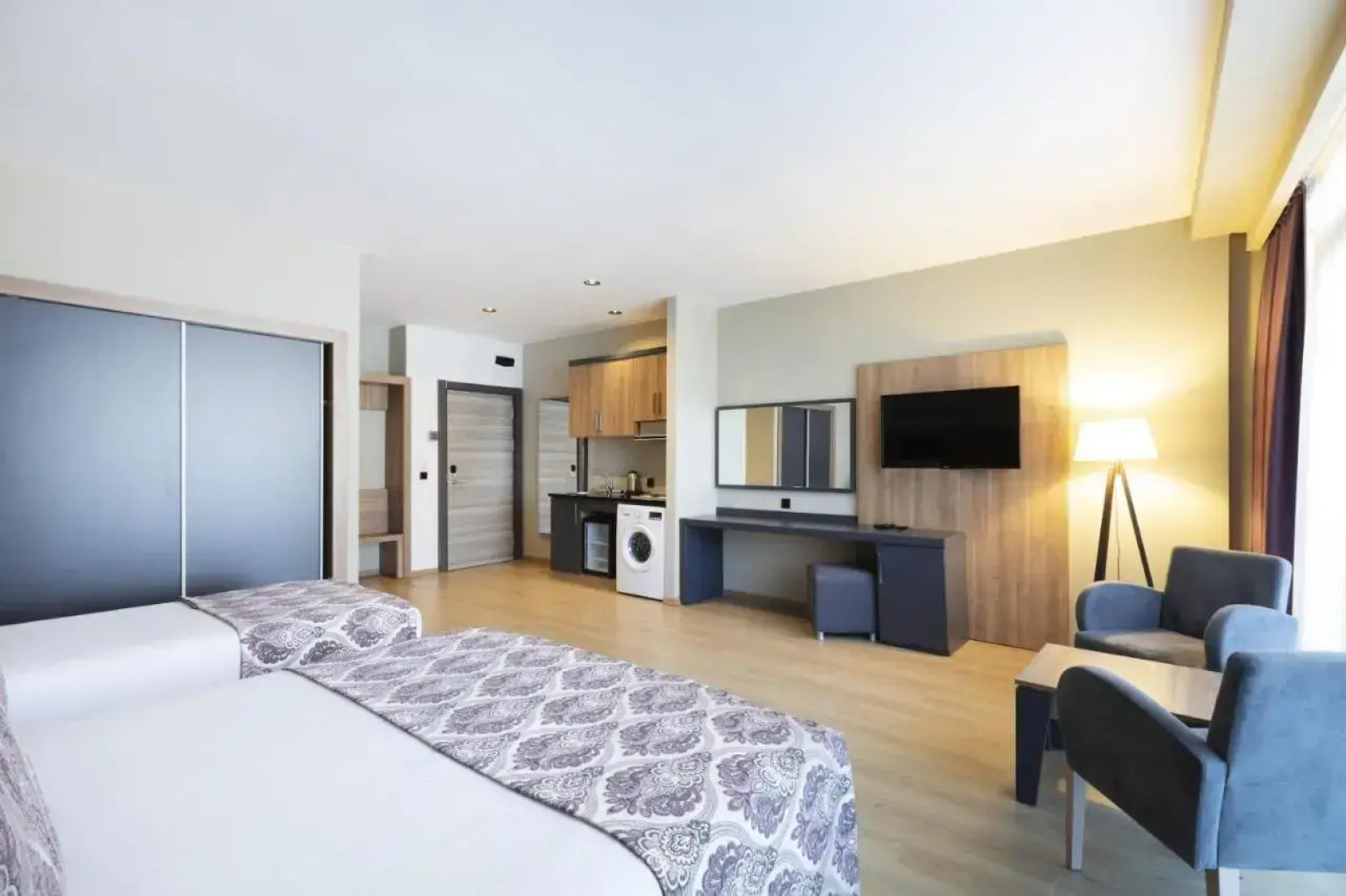 Апартаменты Euphoria & Residence