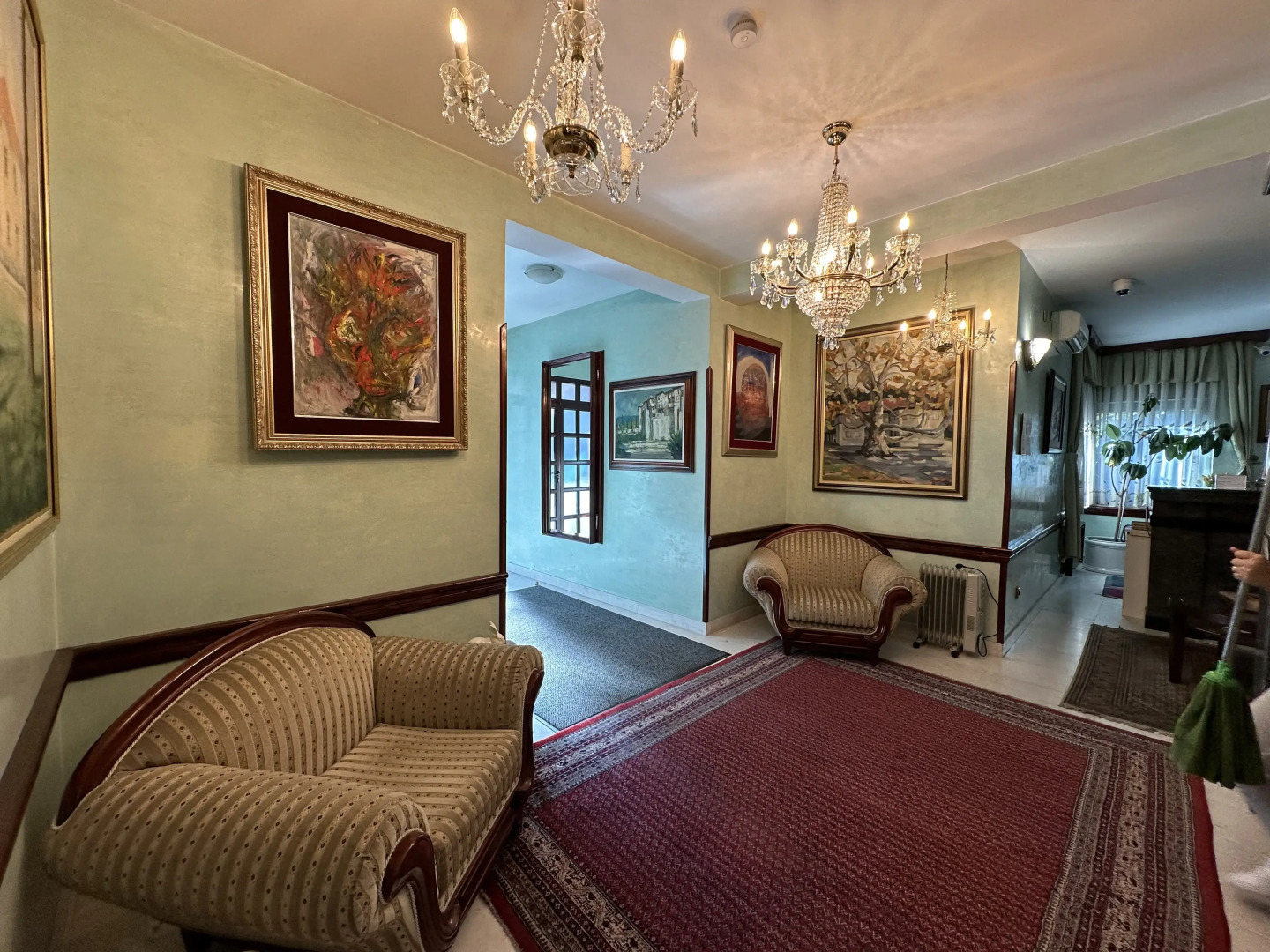 Отель Beatrix Lux Hotel