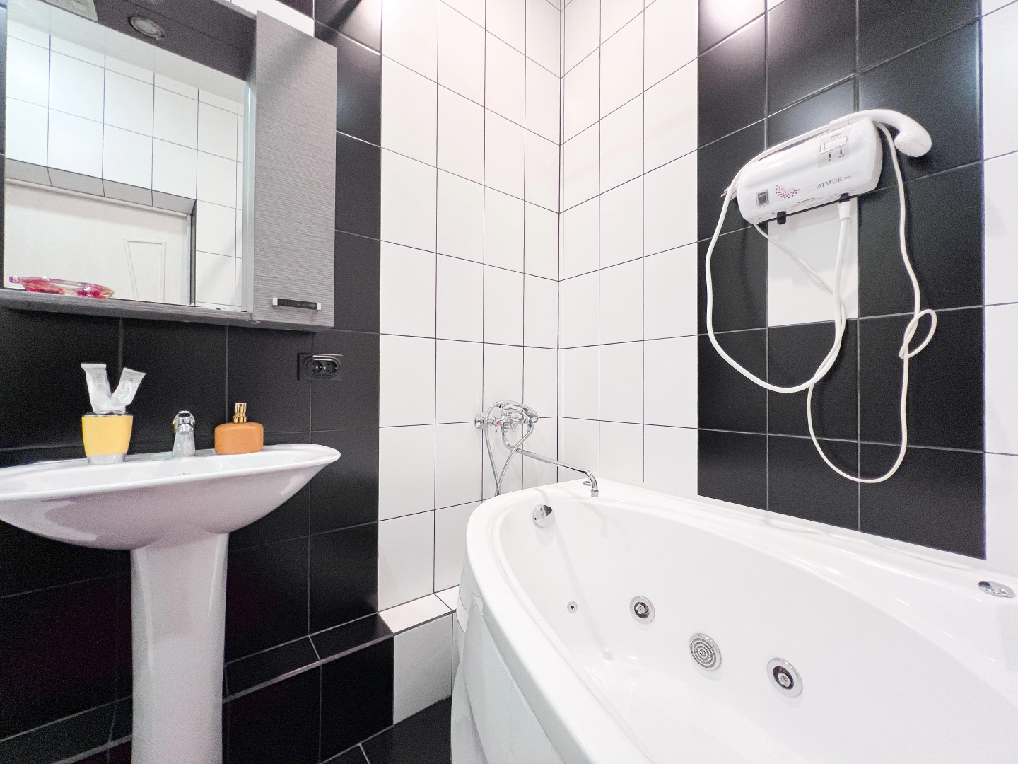 Апартаменты Красных Мадьяр 14/2