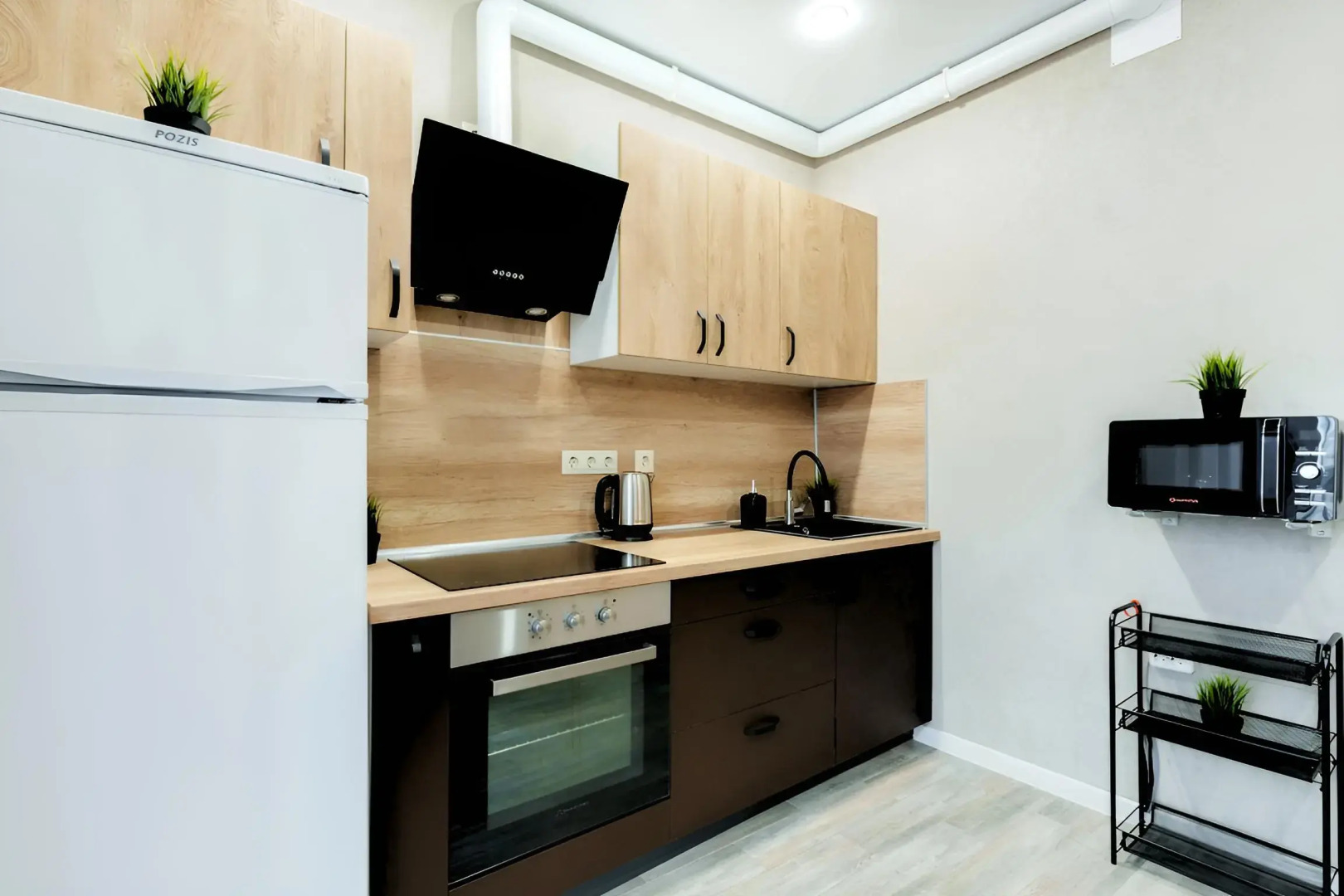 Квартира двухкомнатная у Парка Галицкого Апарт-Отелика на Героев Разведчиков