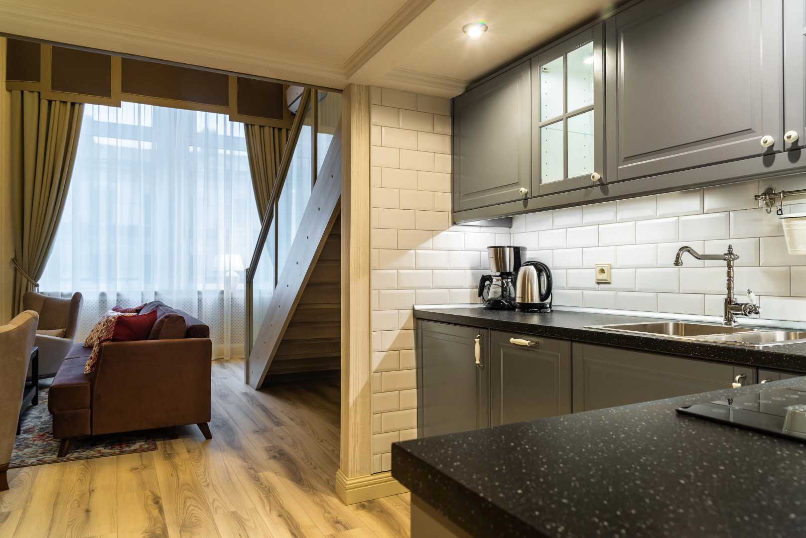 Апартаменты D на Чайковского с двумя спальнями №3