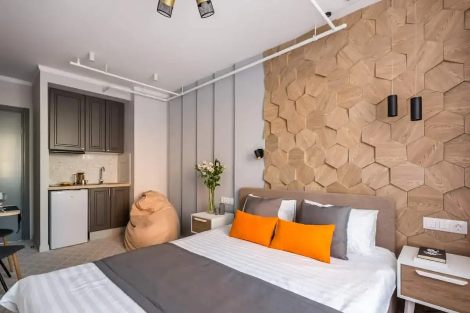 Апартаменты с Сауной и Джакузи Шале