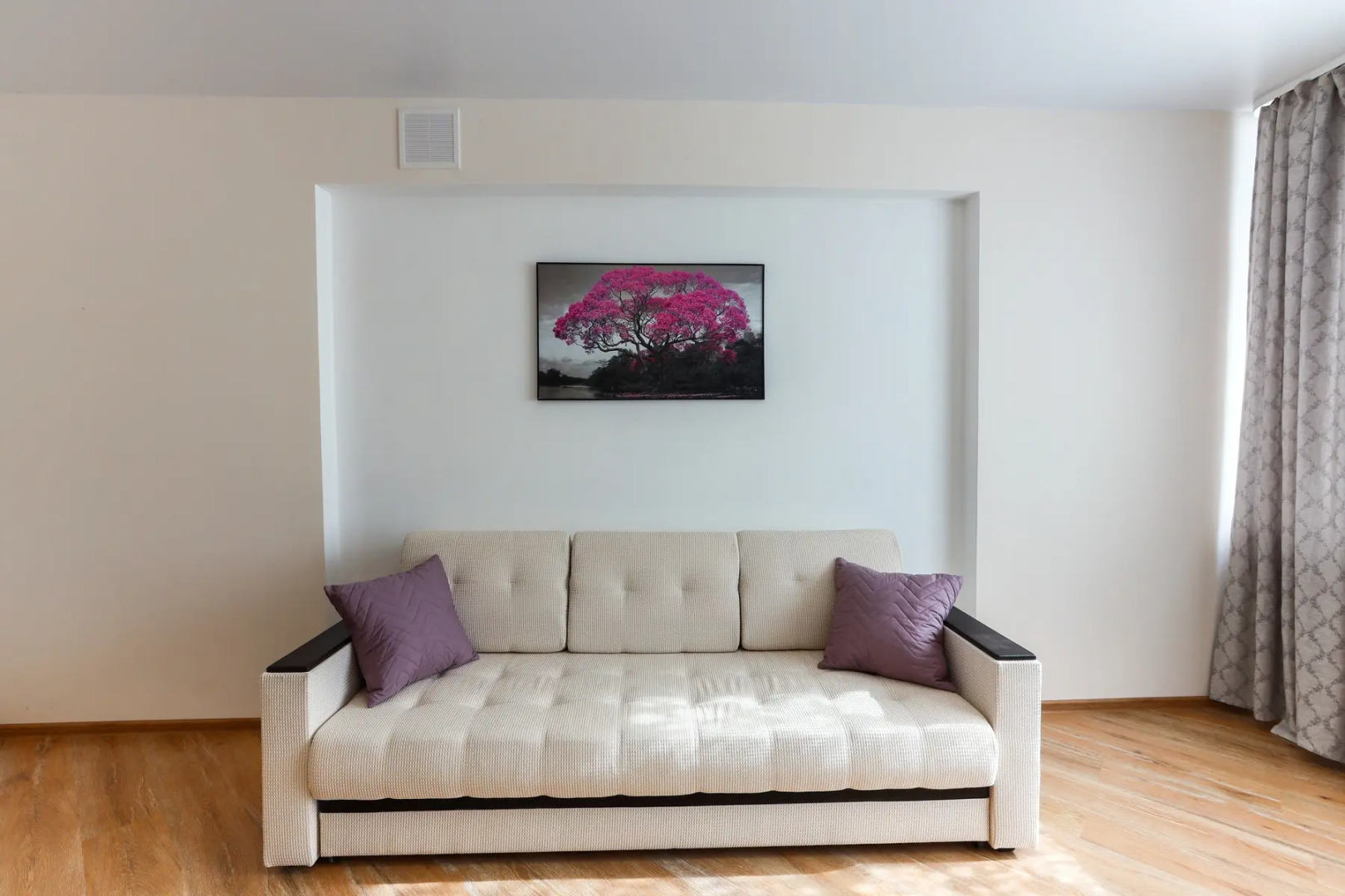 Апартаменты Сутки Уфа на Рихарда Зорге 63/5