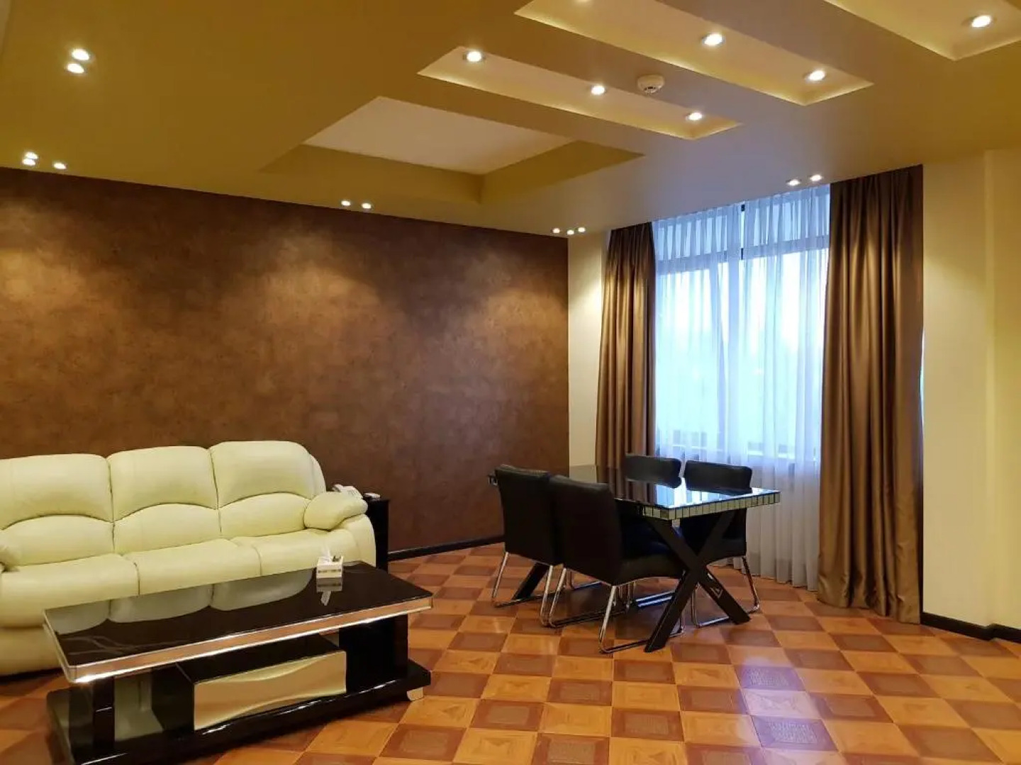 Отель Grand Hills