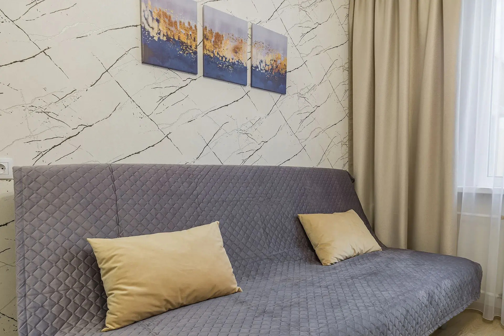 Квартира Стрелка Бурнаковская 61