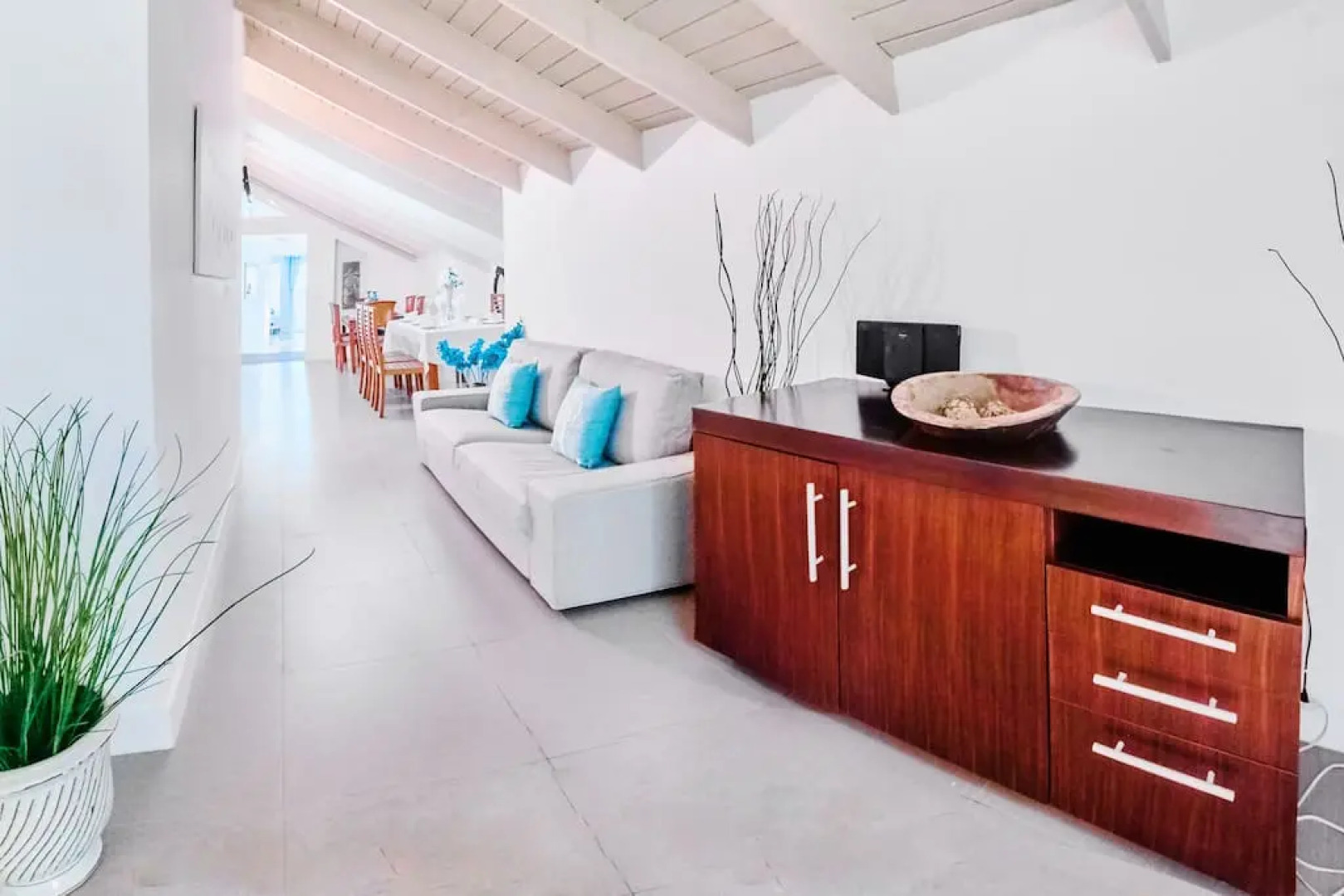 Апартаменты Stunning Ocean View Unique Beach