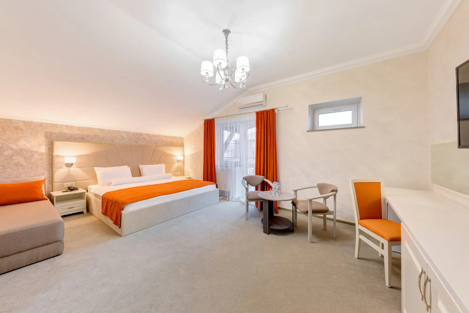 Отель Rinn Rise