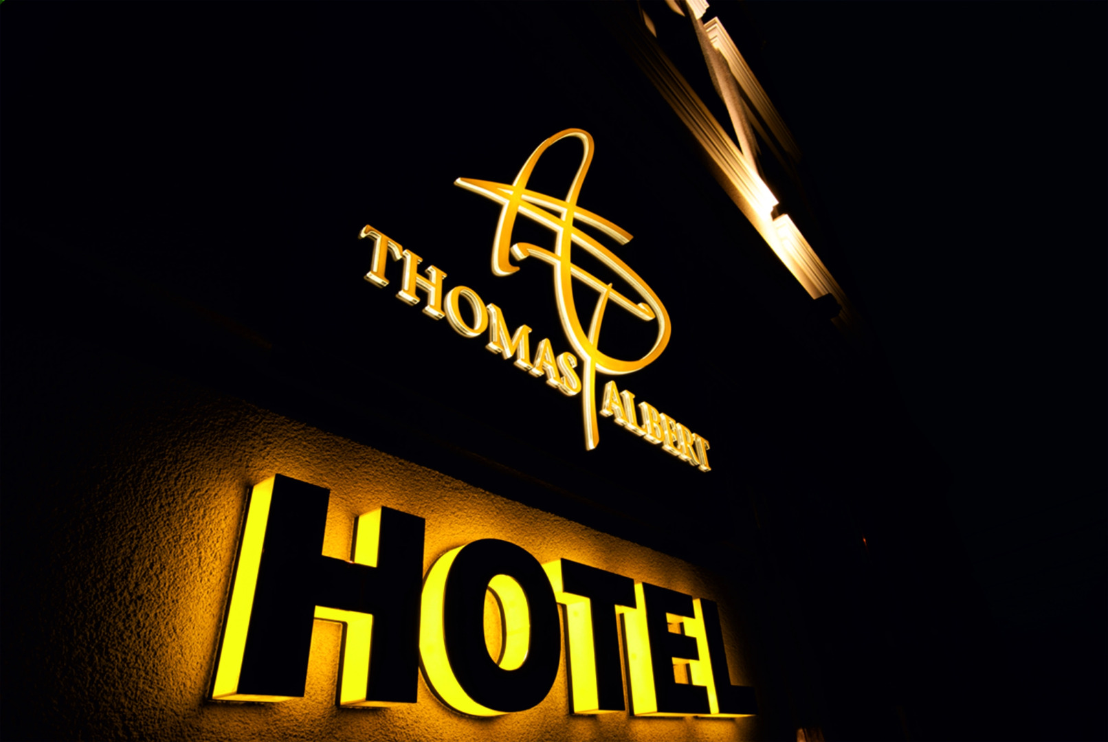 Отель Thomas Albert