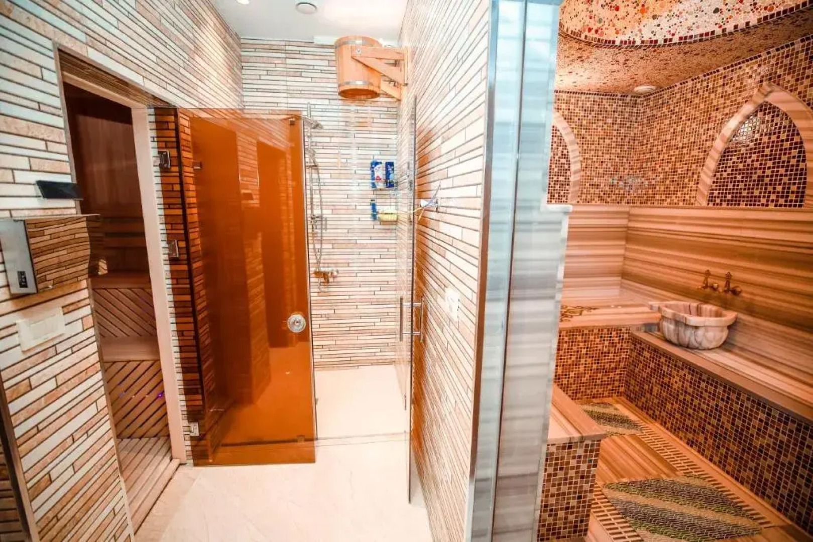 Отель Regal Inn Badamdar