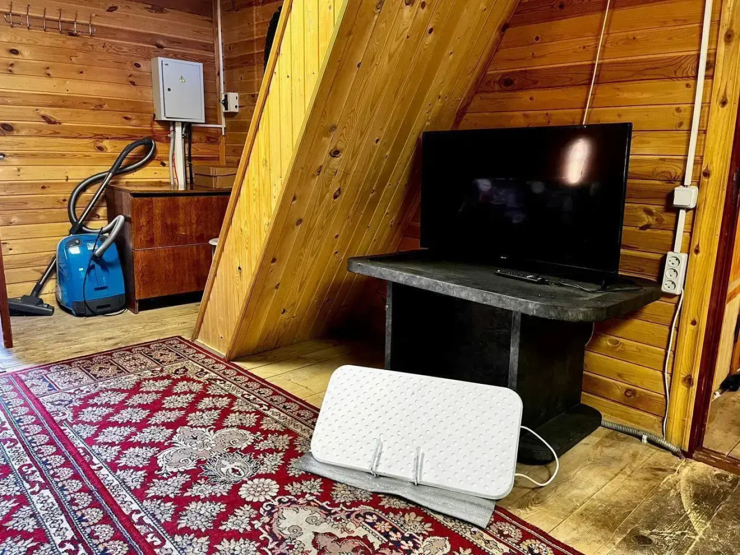 Частный дом двухэтажный на 1-й Лесной улице 1А