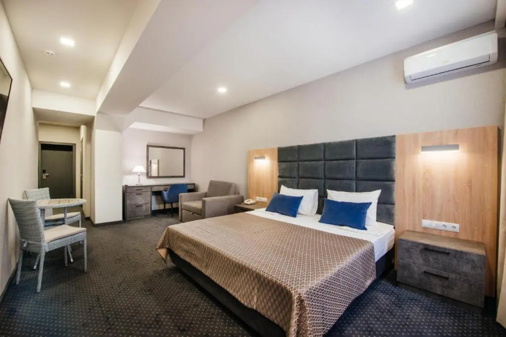 Отель Янтарь