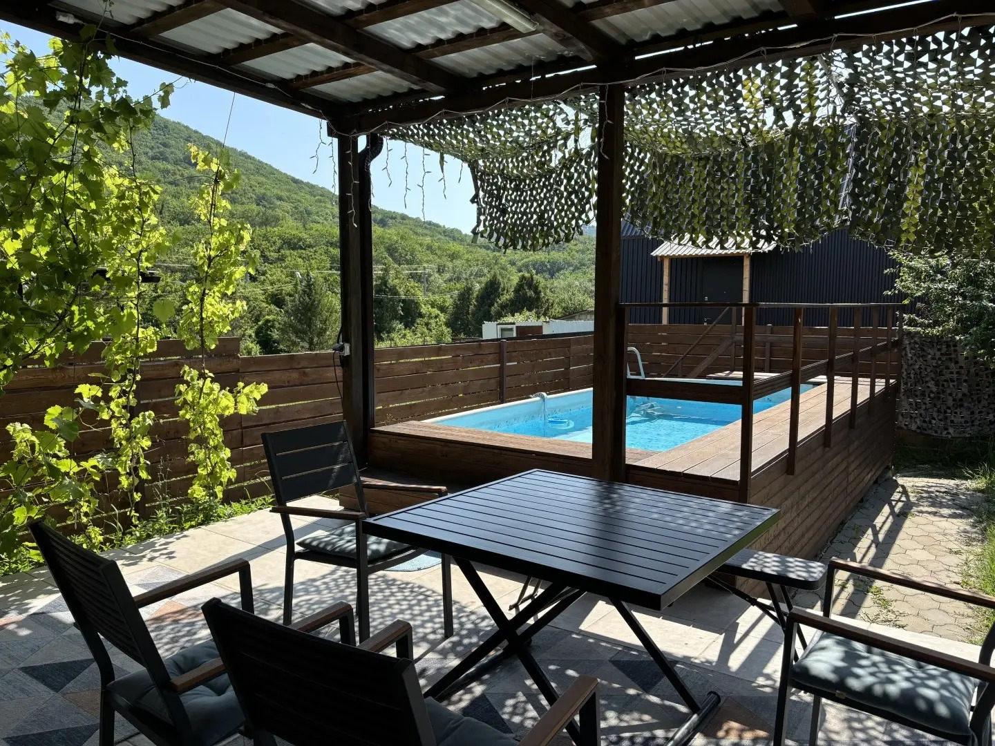 Частный дом Дача Семейная с Бассейном