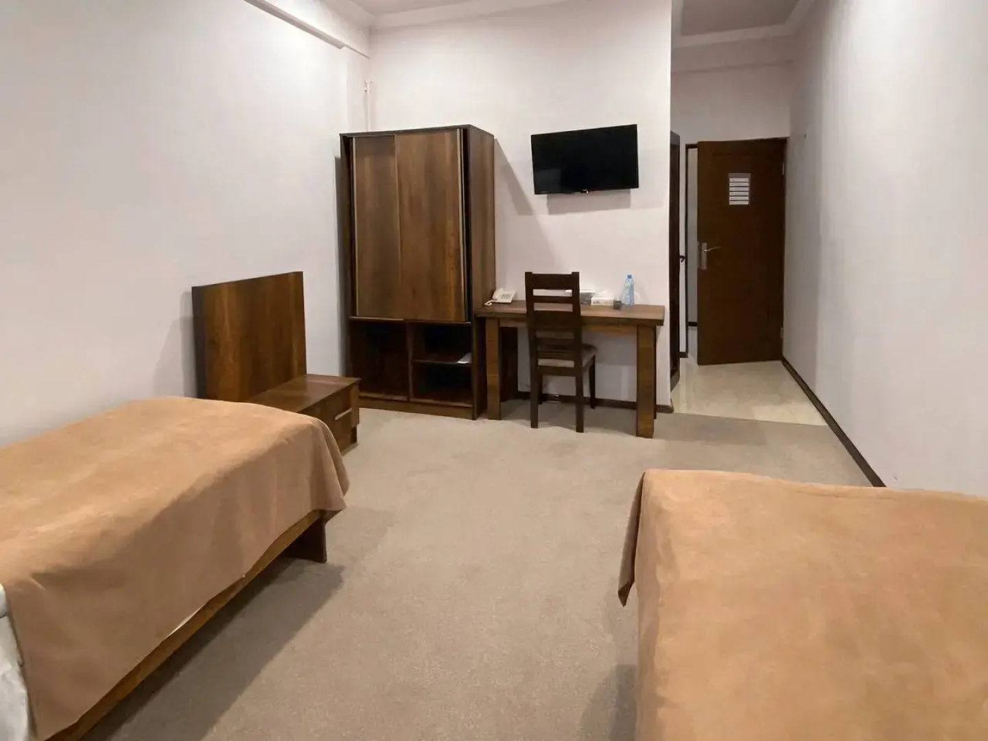 Hotel Mina