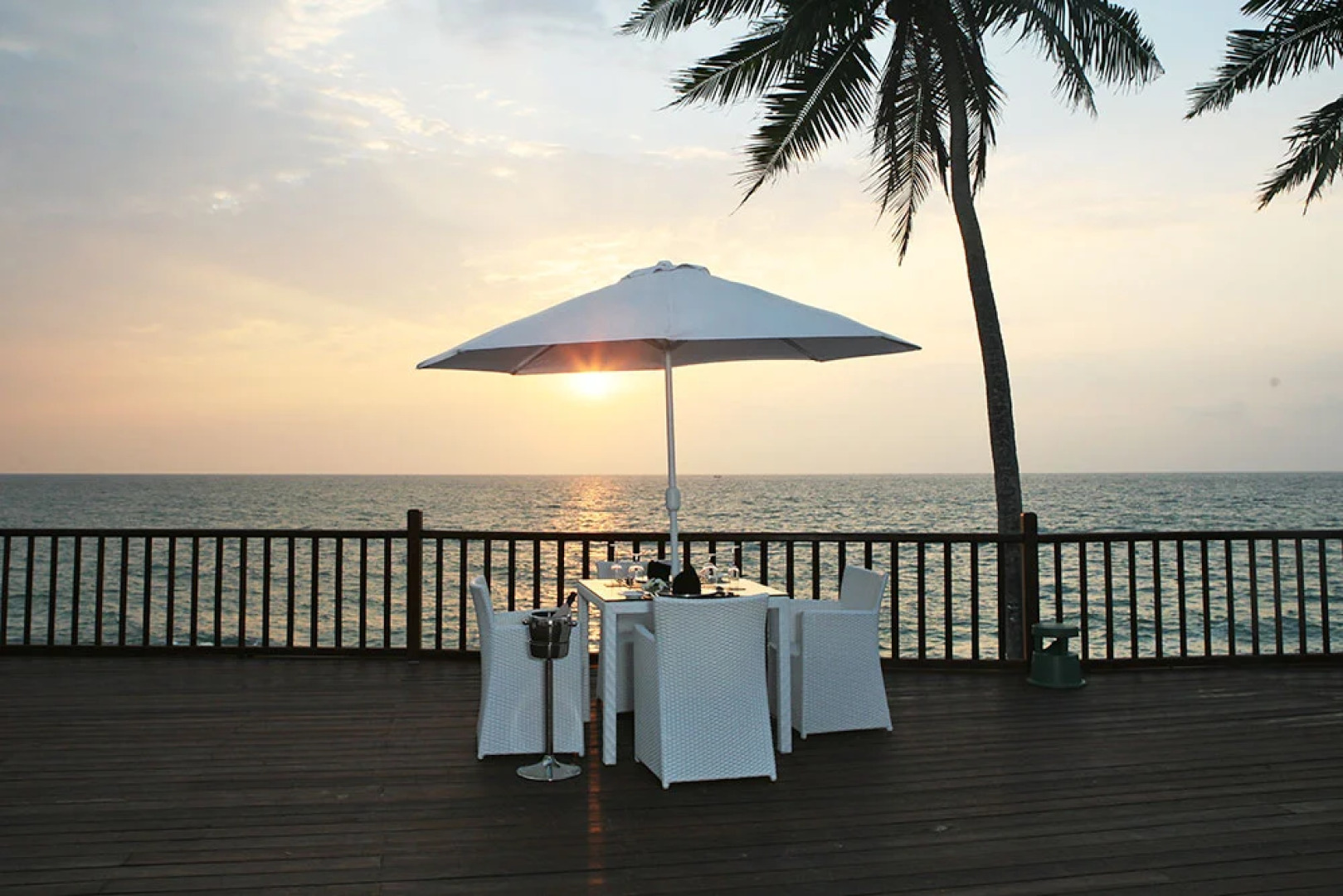 Отель Michelle Boutique Beach