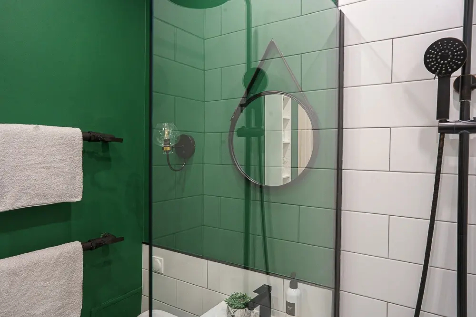 Апартаменты Green Apartment City View от сети Good Vibes Apartments
