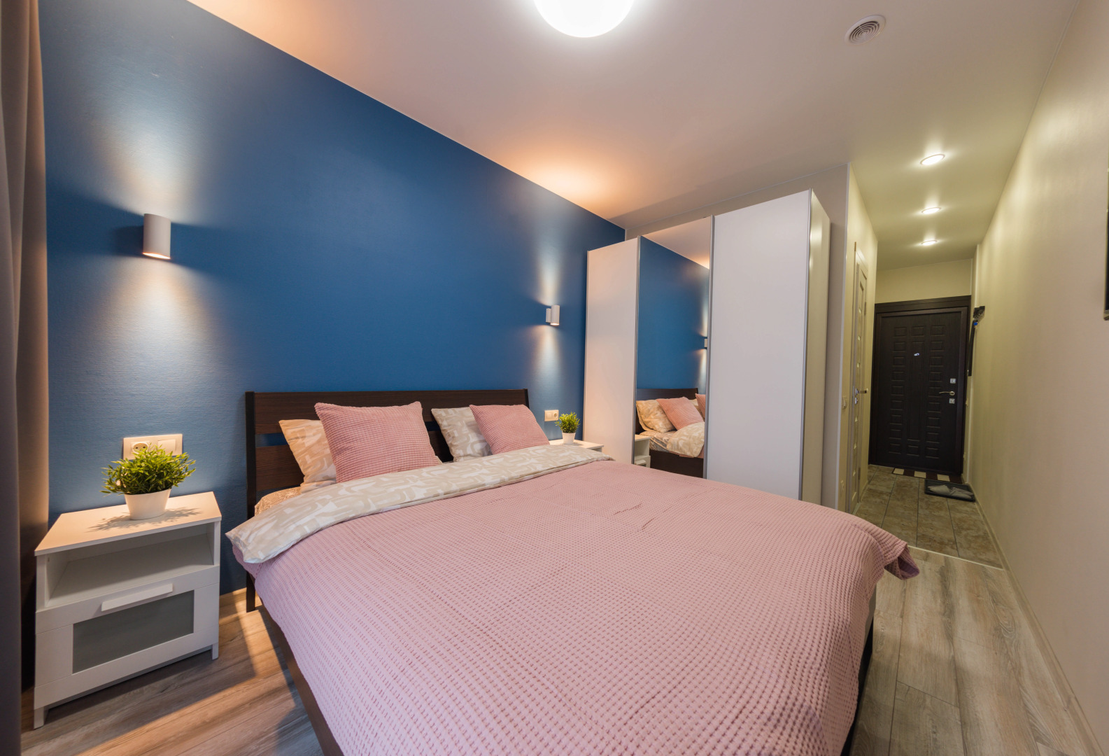 Апартаменты Жить Хорошо в 10 минутах о МЕТРО + Wi-Fi