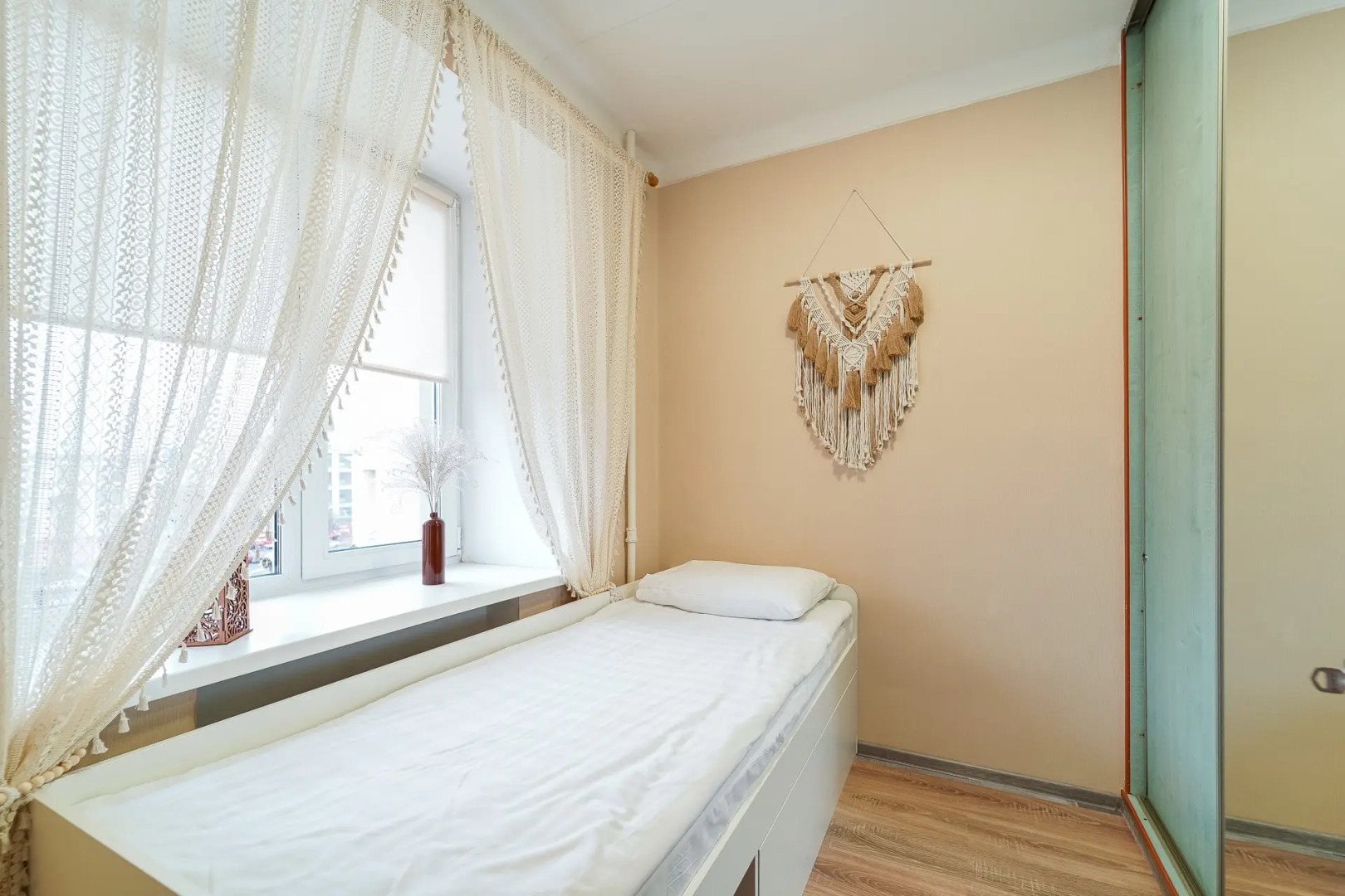 Трехкомнатная Квартира на проспекте Независимости 52