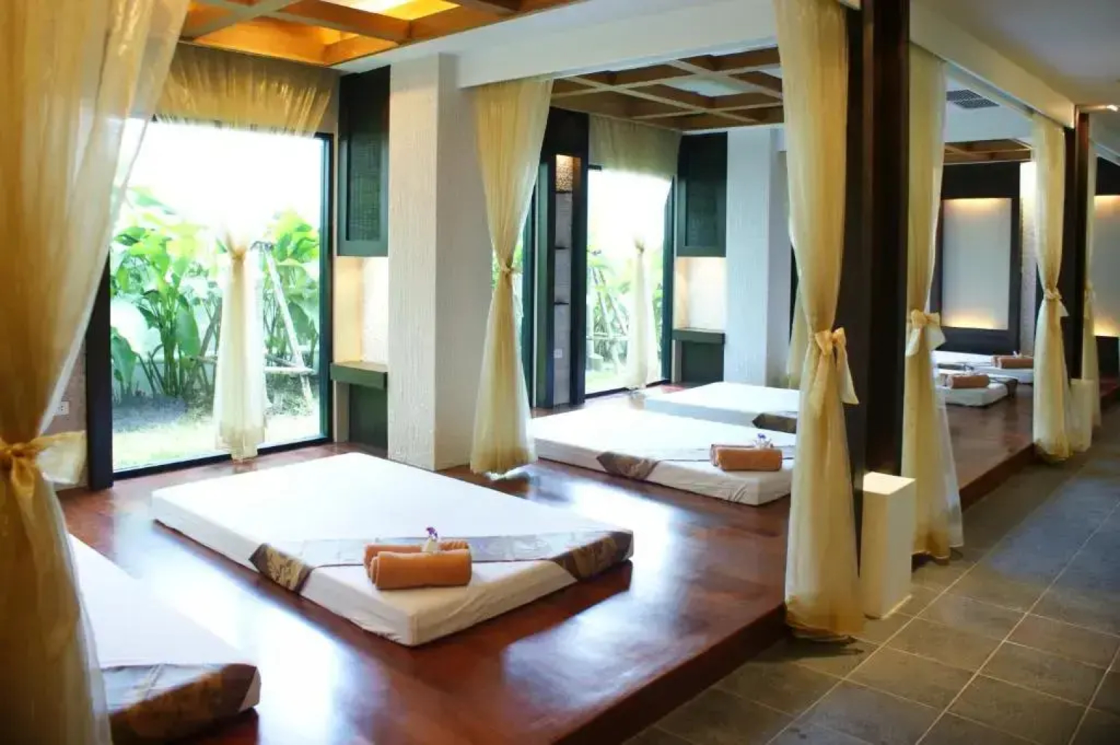 Отель The Zign Premium Villa