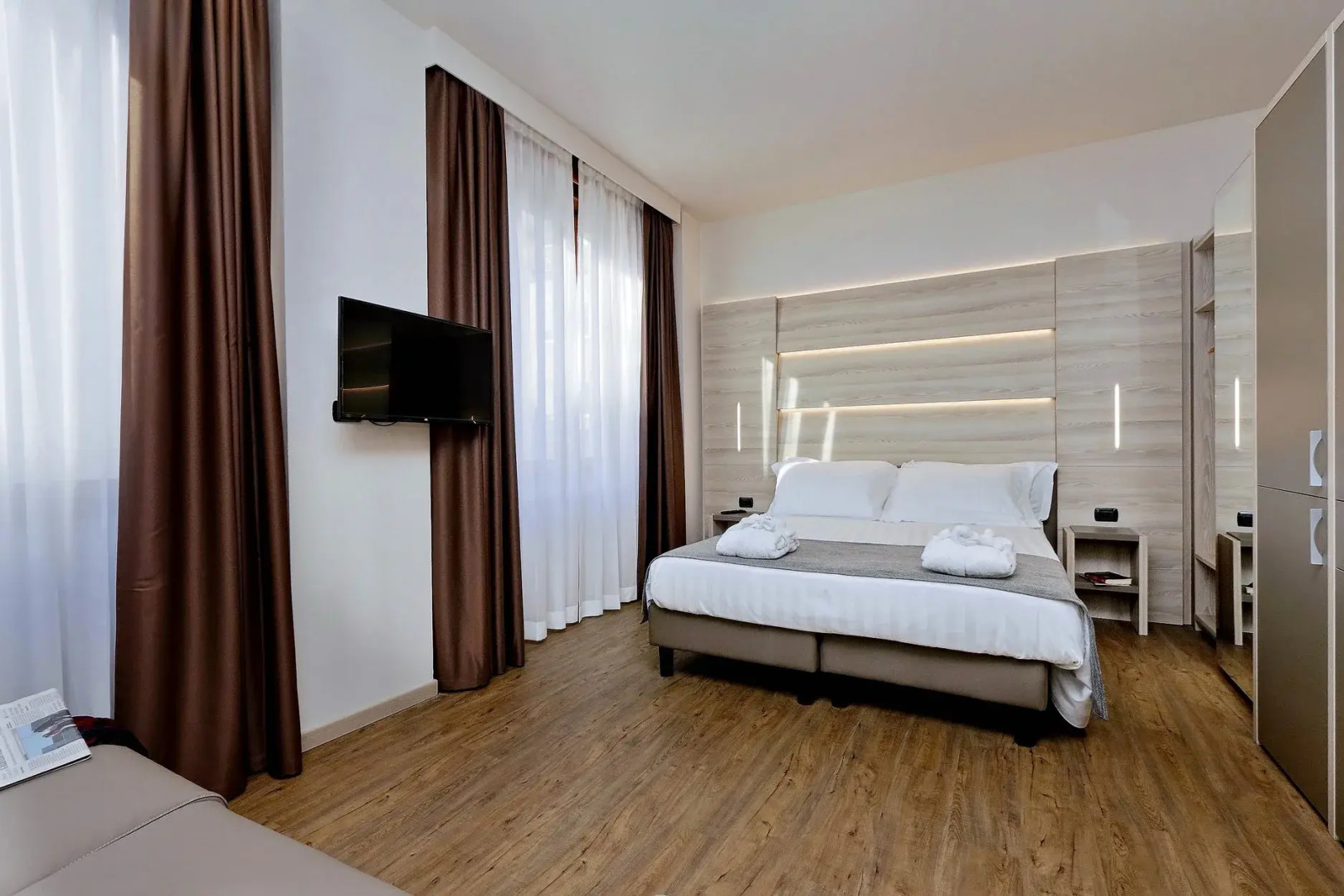 Duomo Hotel & Apartments