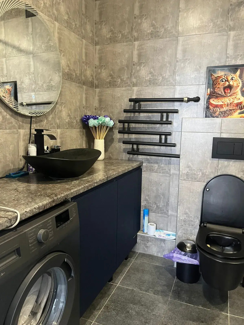 Квартира современная трехкомнатная в Великом Новгороде