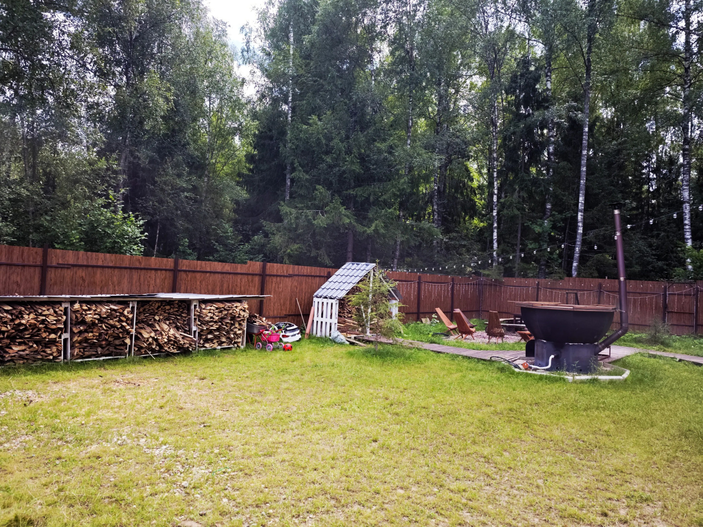 Частный Дом Уютный в Лесу с Чаном