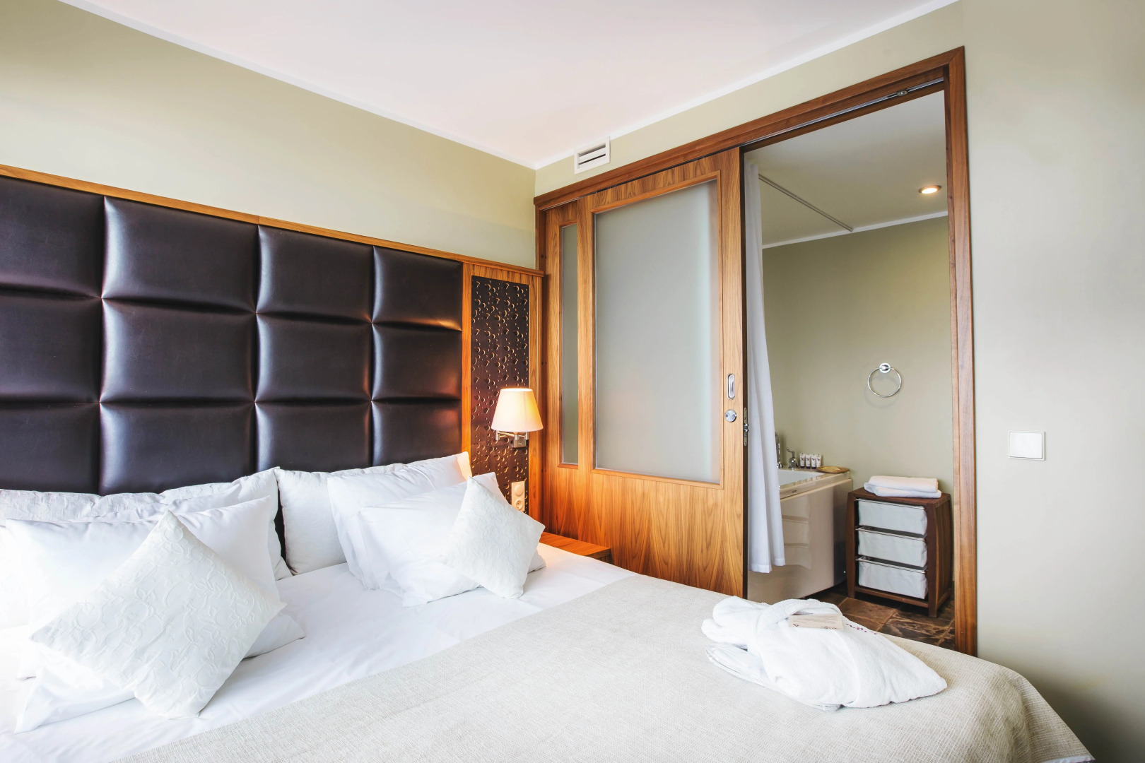 Отель G Mekong Hotel Phnom Penh