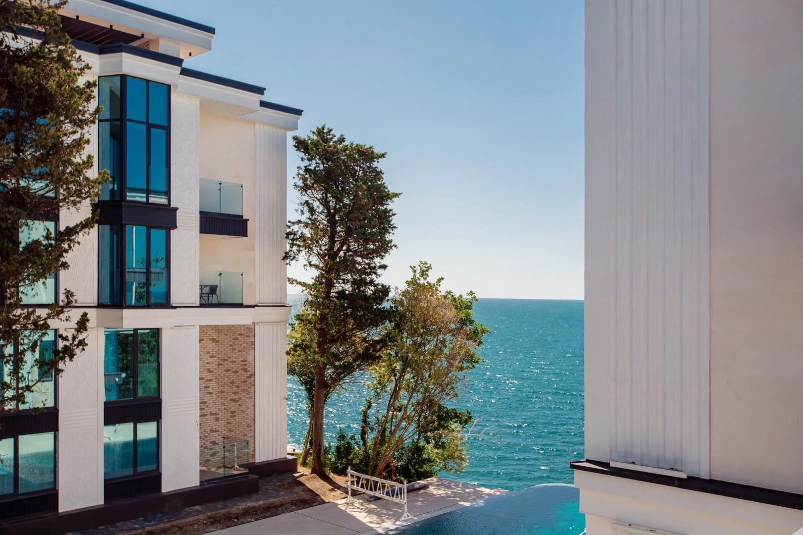 Отель курортный Лучезарный Резорт