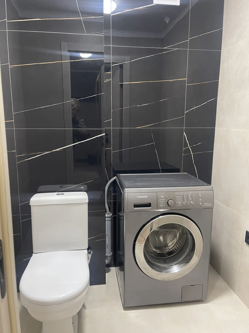 Квартира Двухкомнатная. Ворошилова 8а.