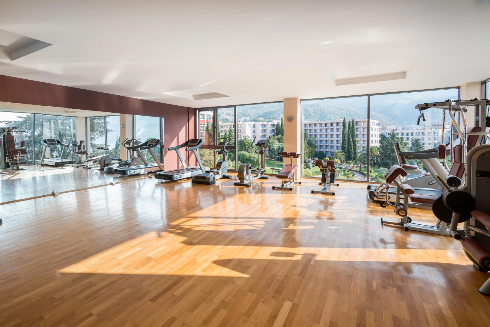 Отель Iberostar Bellevue