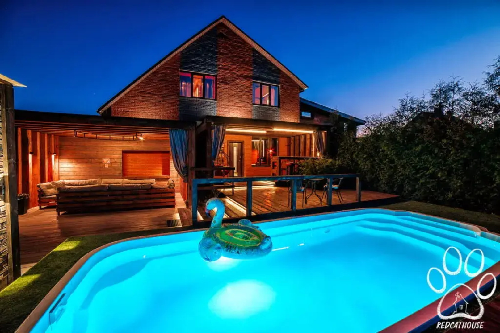 Частный дом Рыжий Кот RedHouse